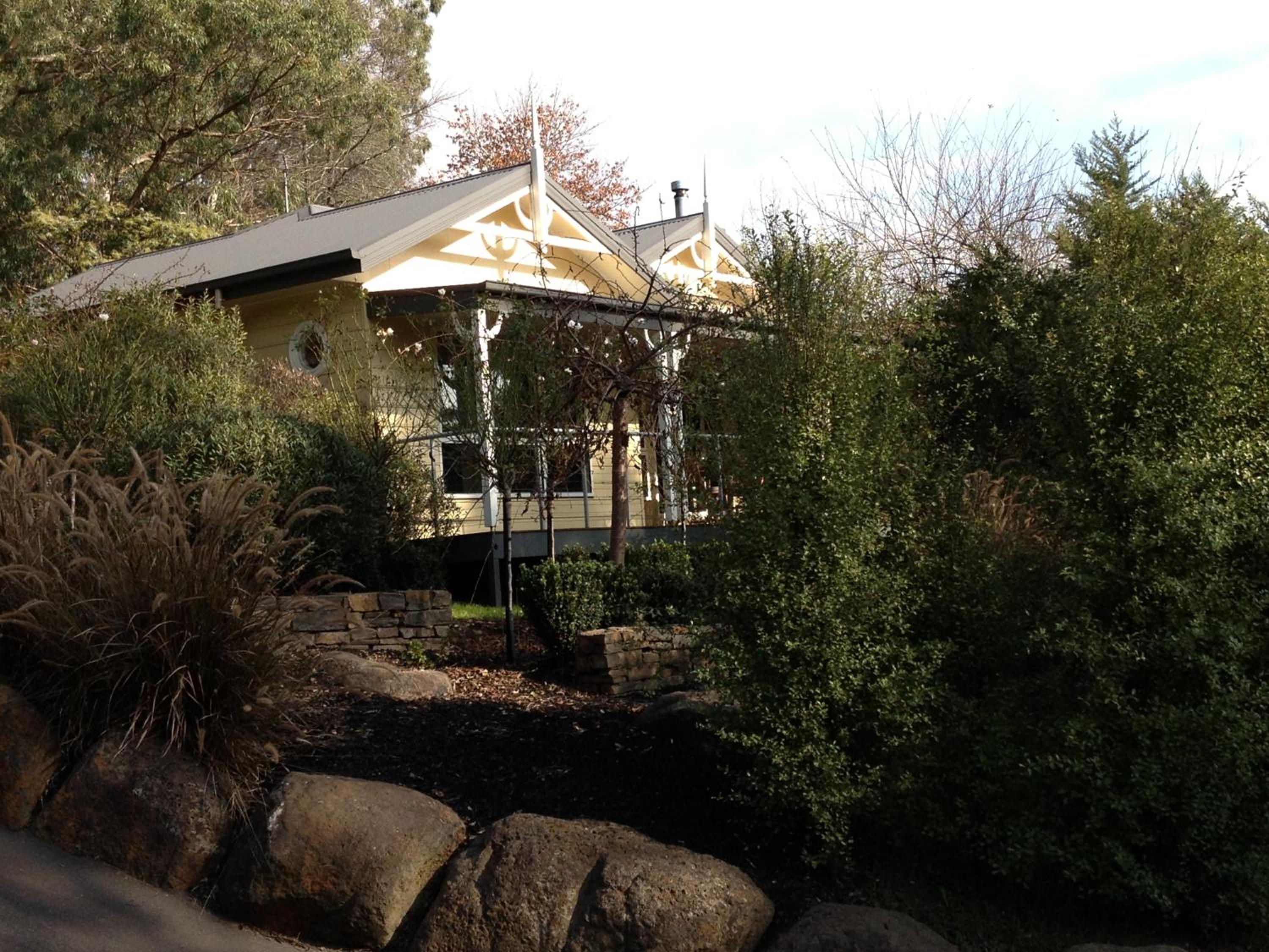 Hotel 3 Kings Bed and Breakfast - Image 1