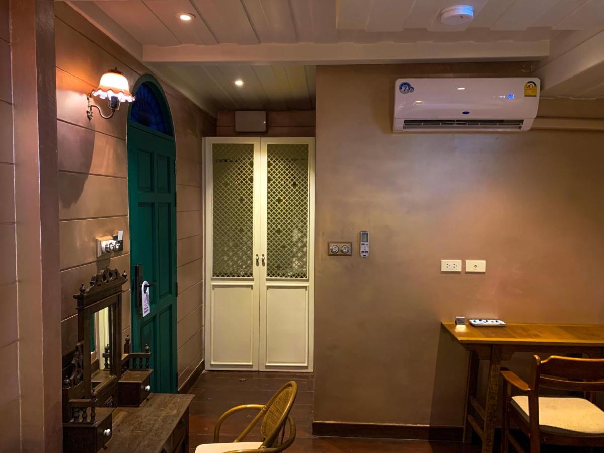 Priya Boutique House