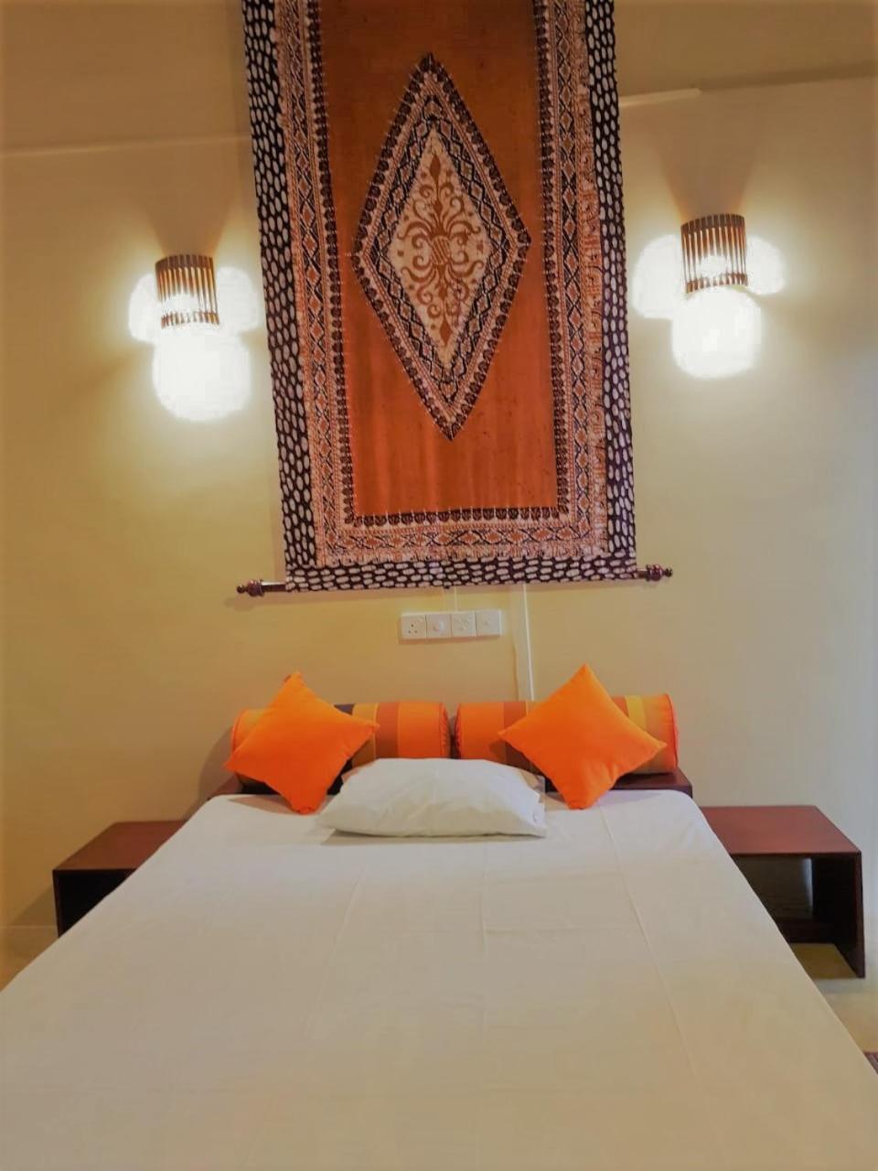 The Tottam Beach Hotel - Trincomalee view 3