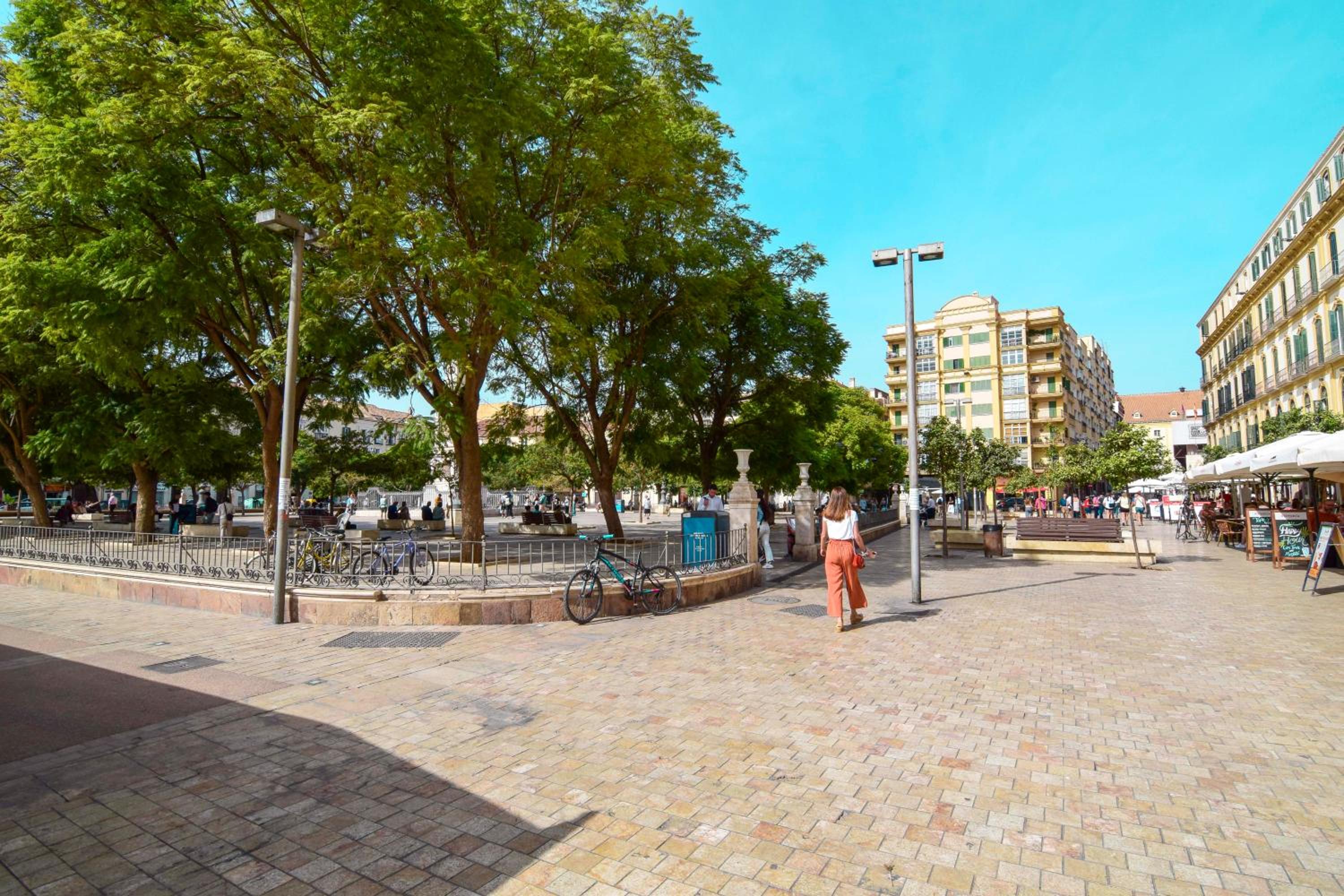 Letmalaga Square Merced