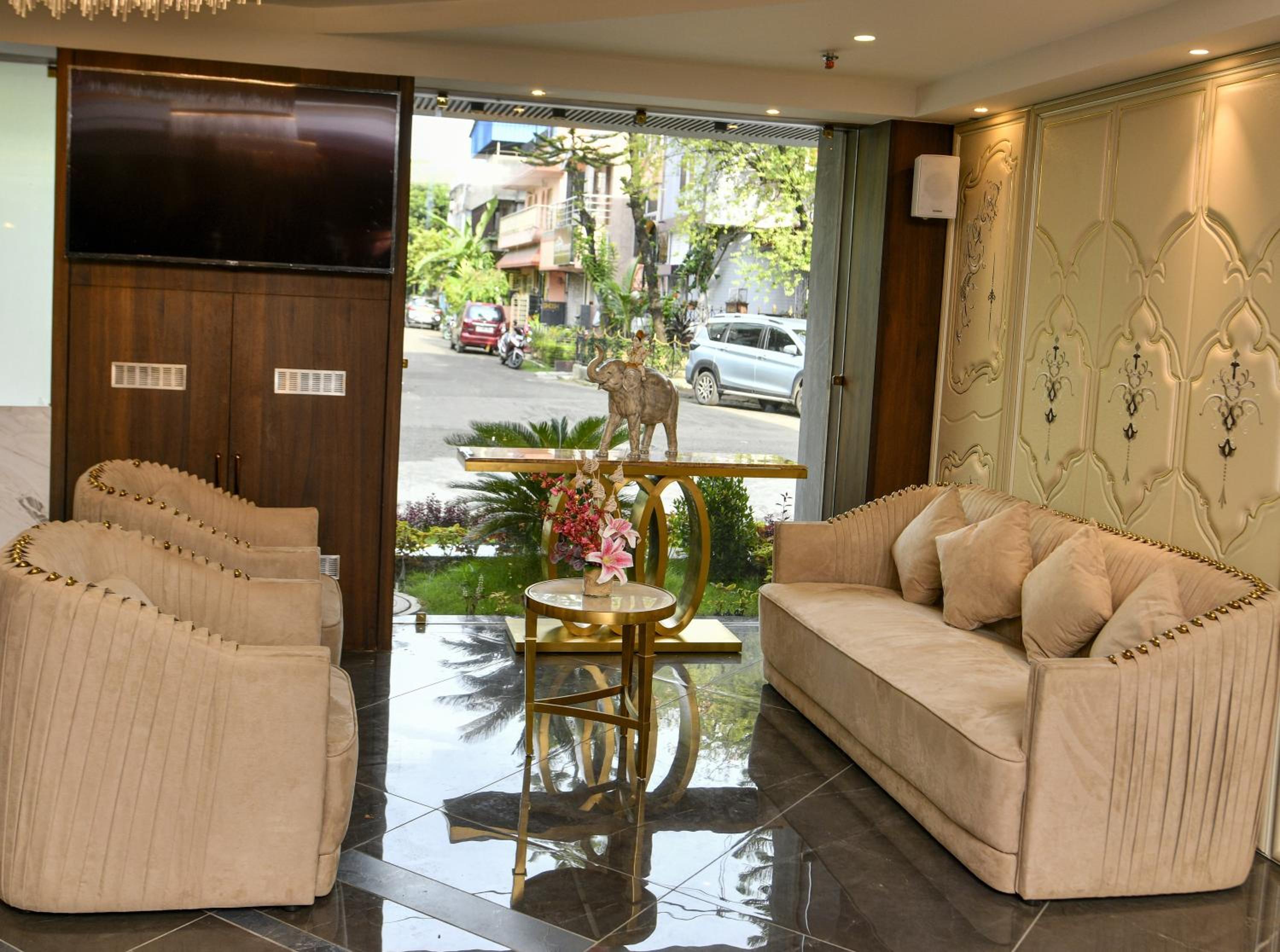 Photo 6