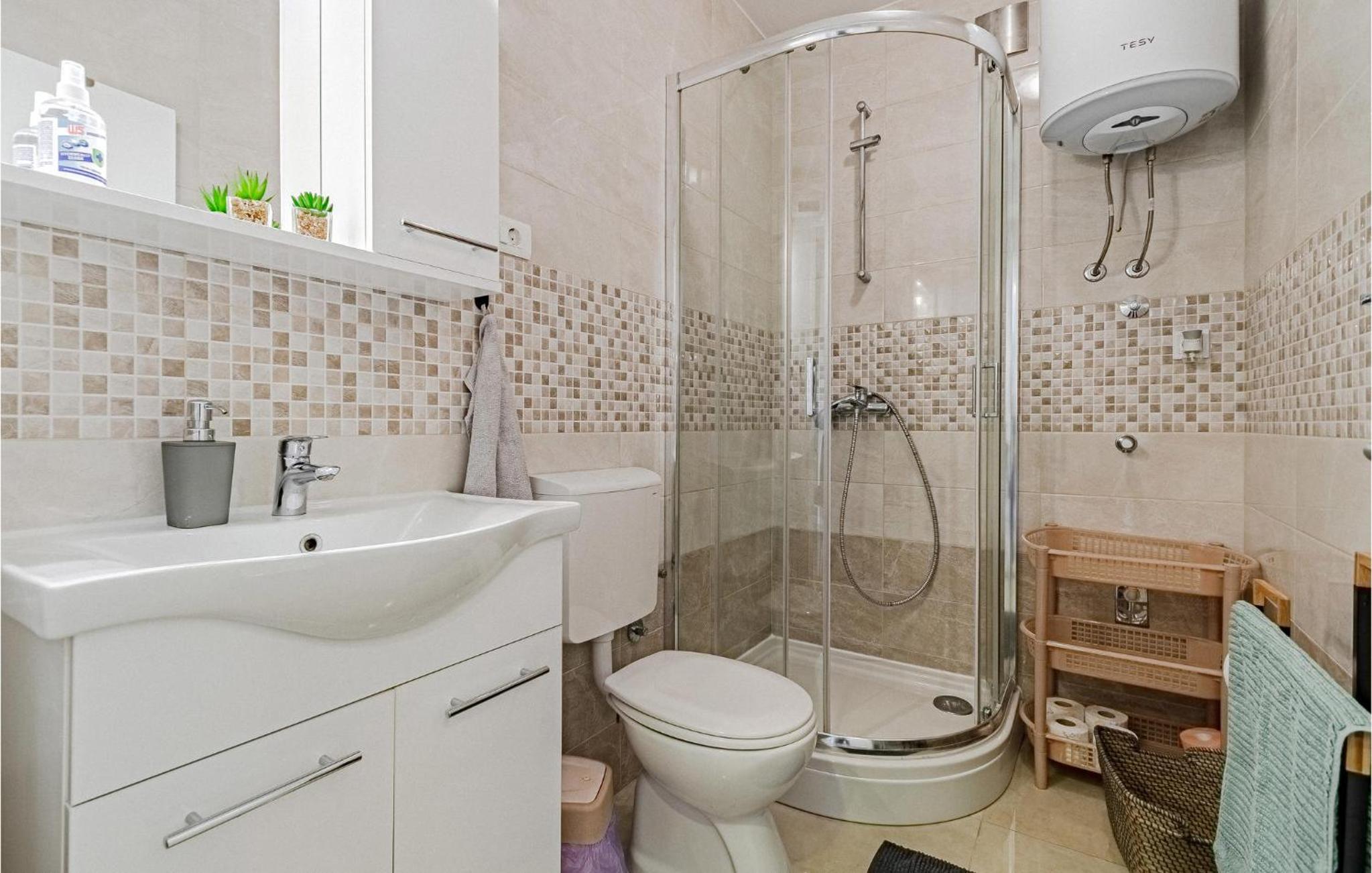 Lovely Apartment In Blato With Kitchen