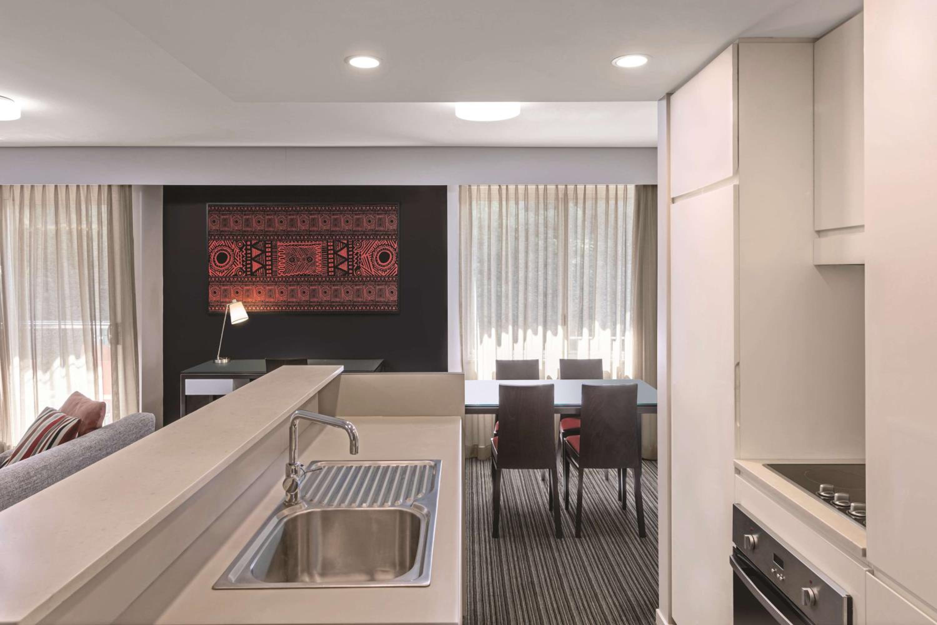 Adina Apartment Hotel Darwin Waterfront 21