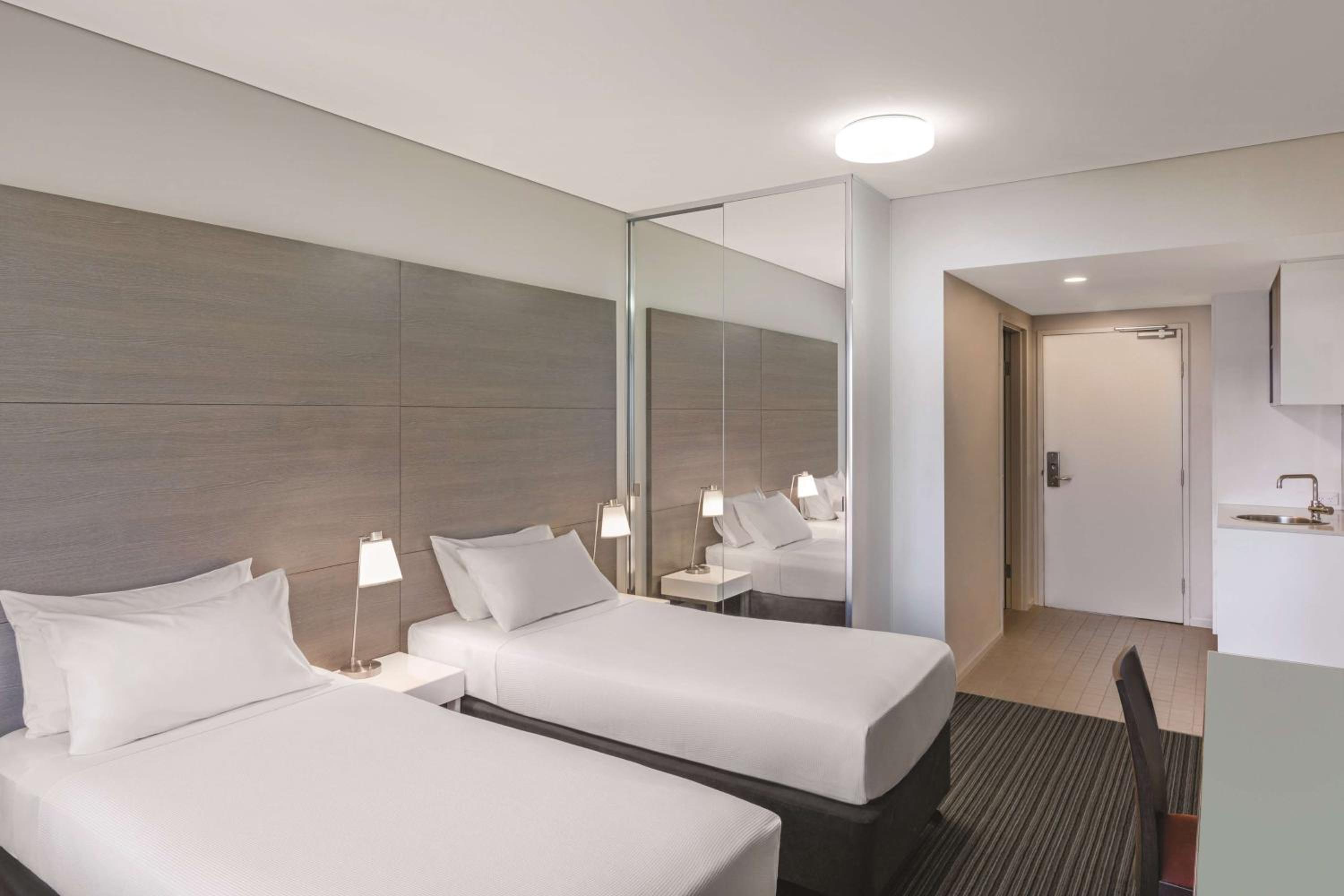 Adina Apartment Hotel Darwin Waterfront 20