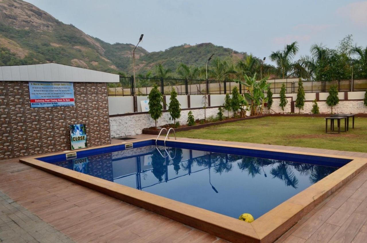 Luxurious Pool 5Bhk Villa Lonavala view 4