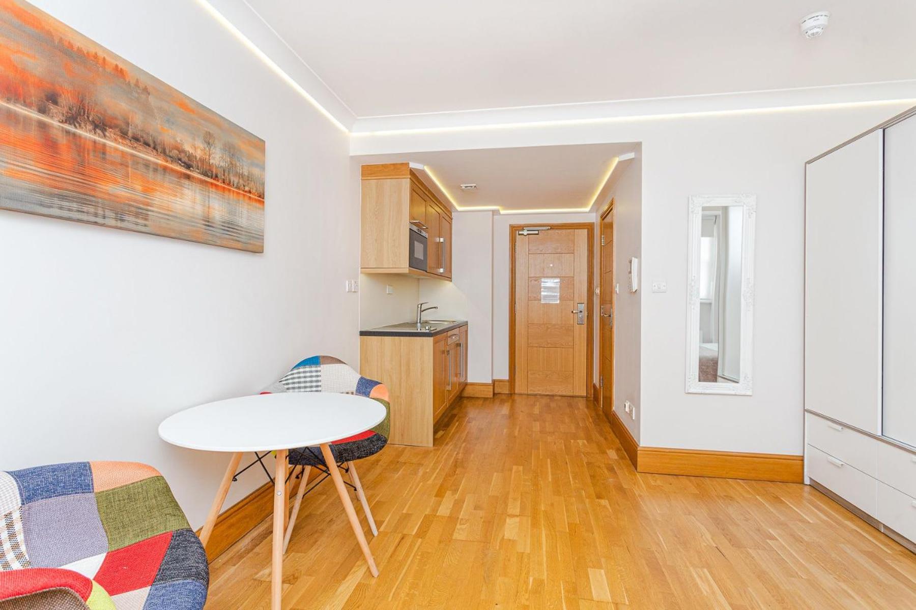 Cleveland Residences Russell Square