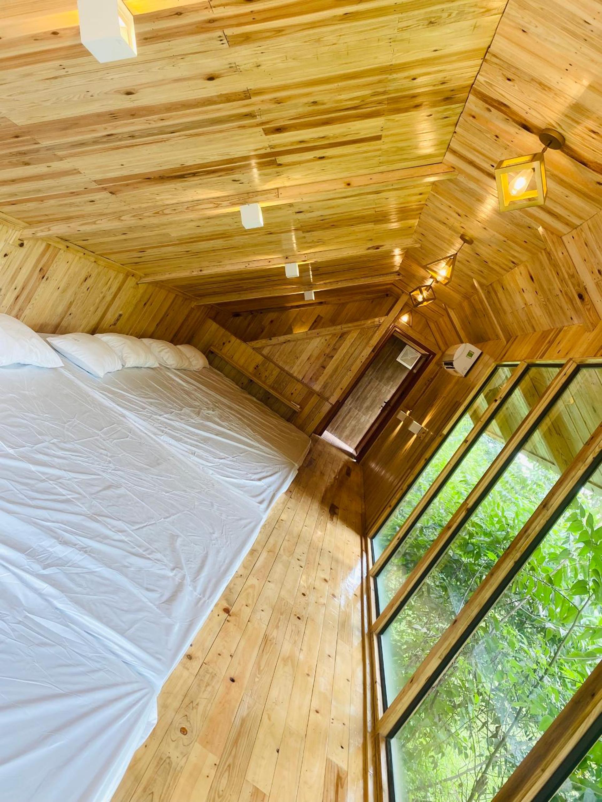 Moon Villa Soc Son - Venuestay