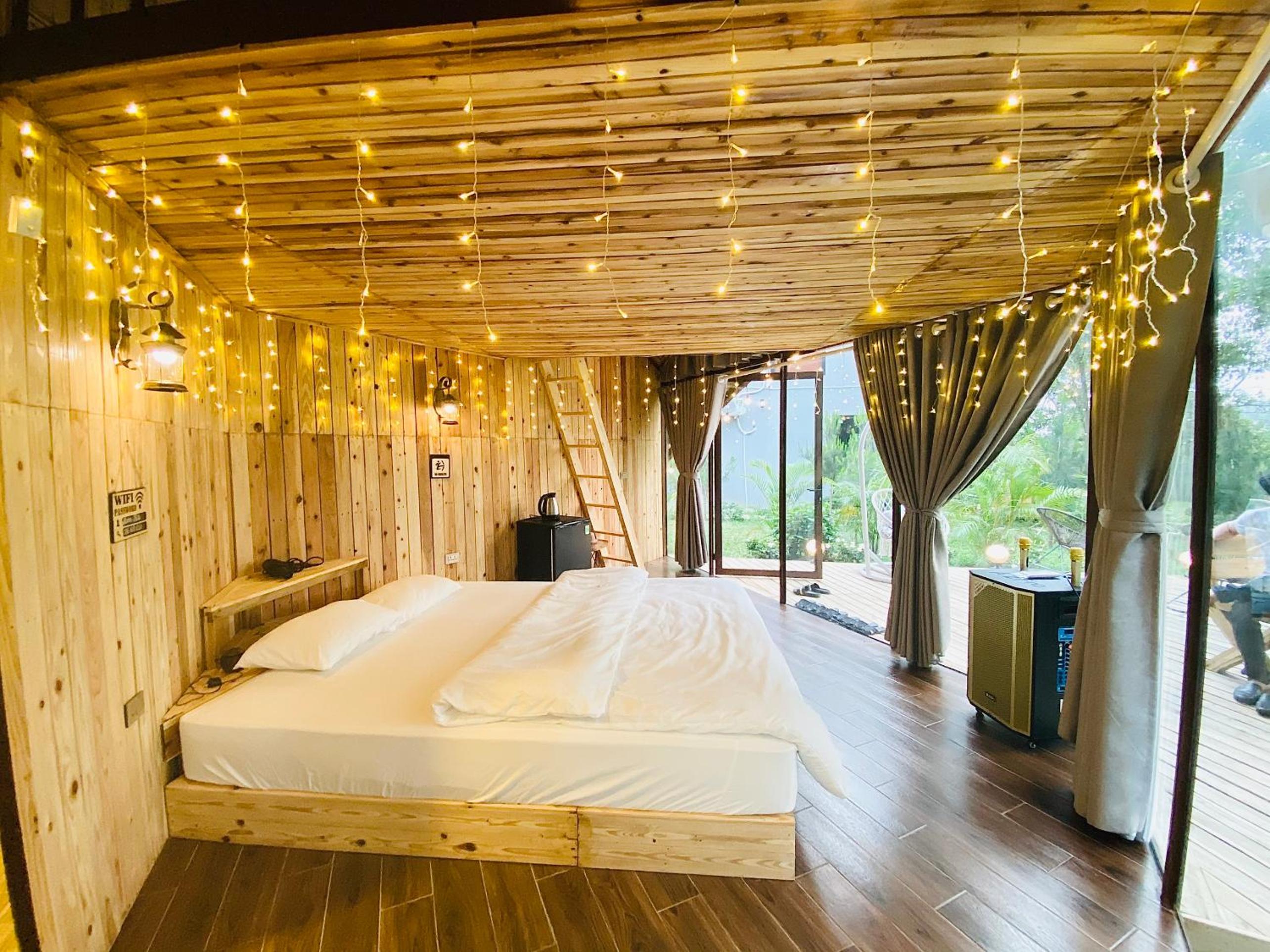 Moon Villa Soc Son - Venuestay