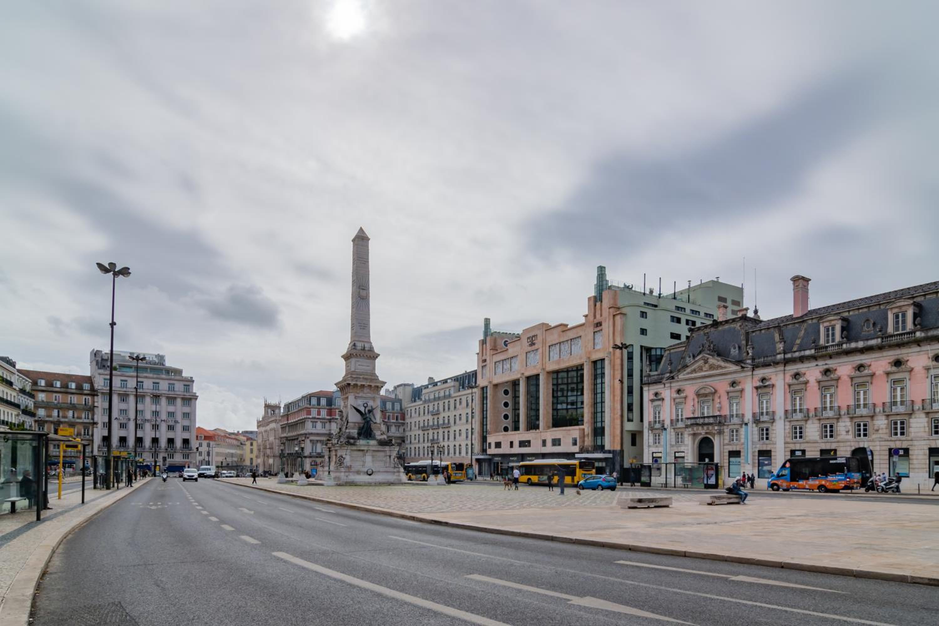 Hotel Liberdade Garden & Indoor Pool by LovelyStay - Image 1