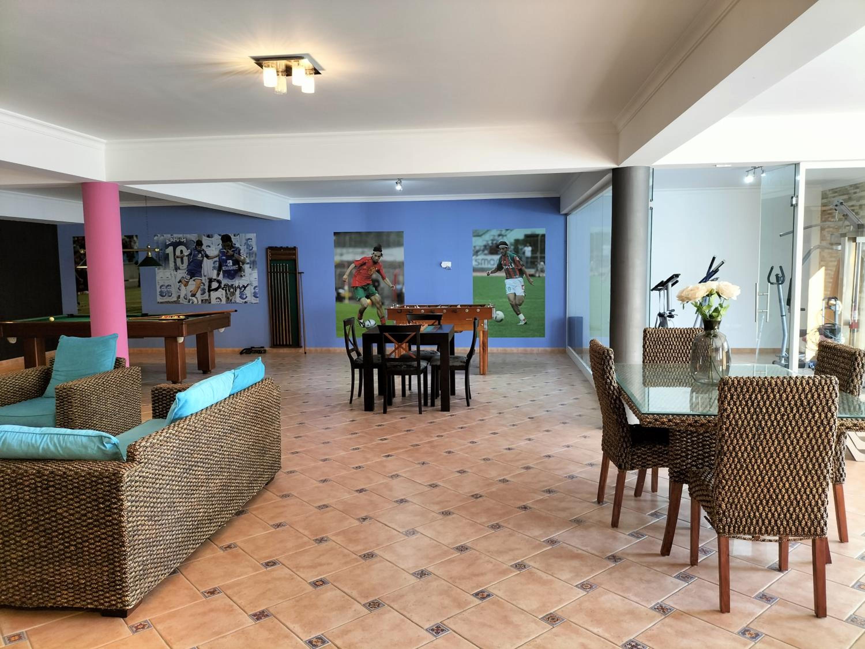 lounge
