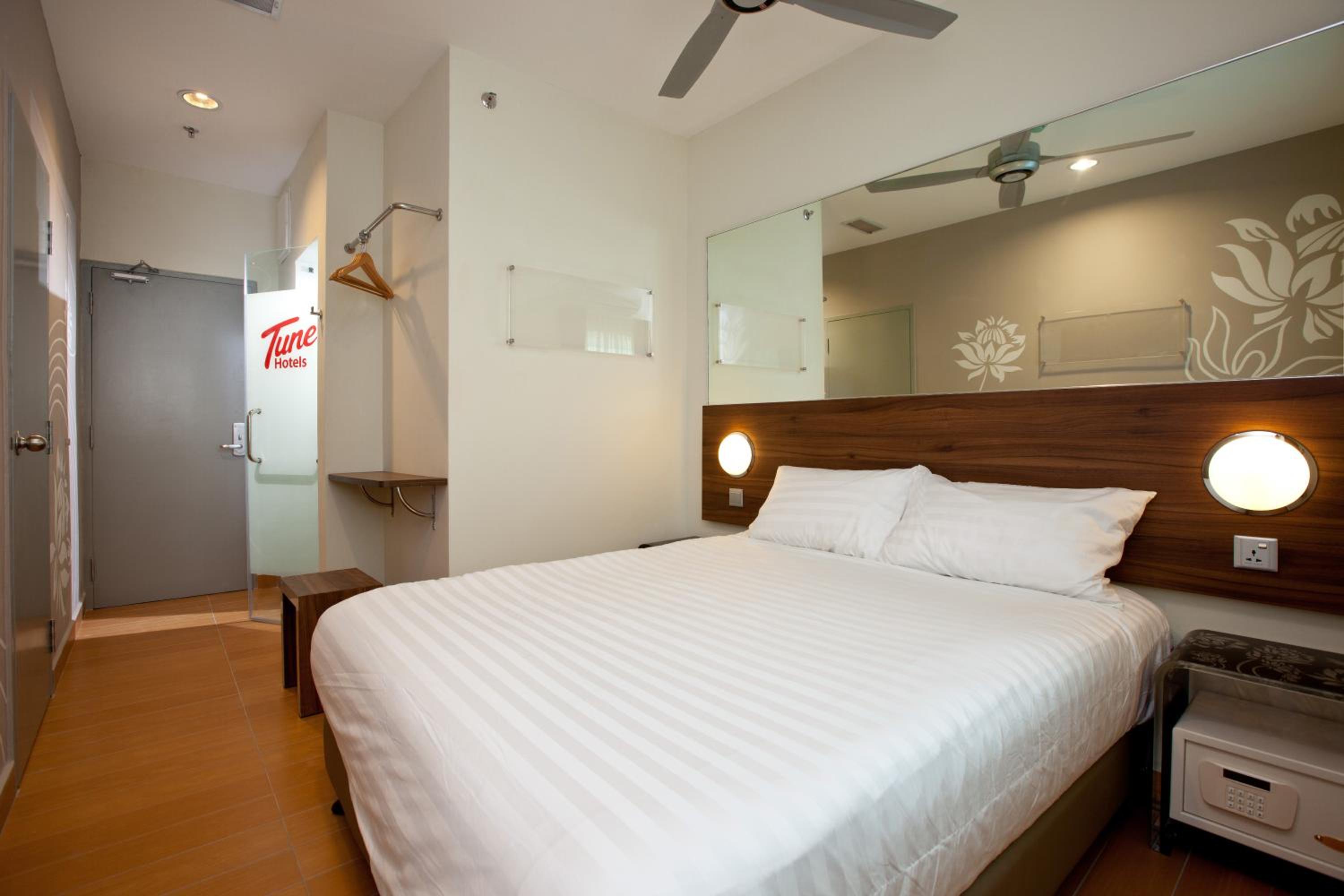Tune Hotel – Kota Bharu City Centre photo 4