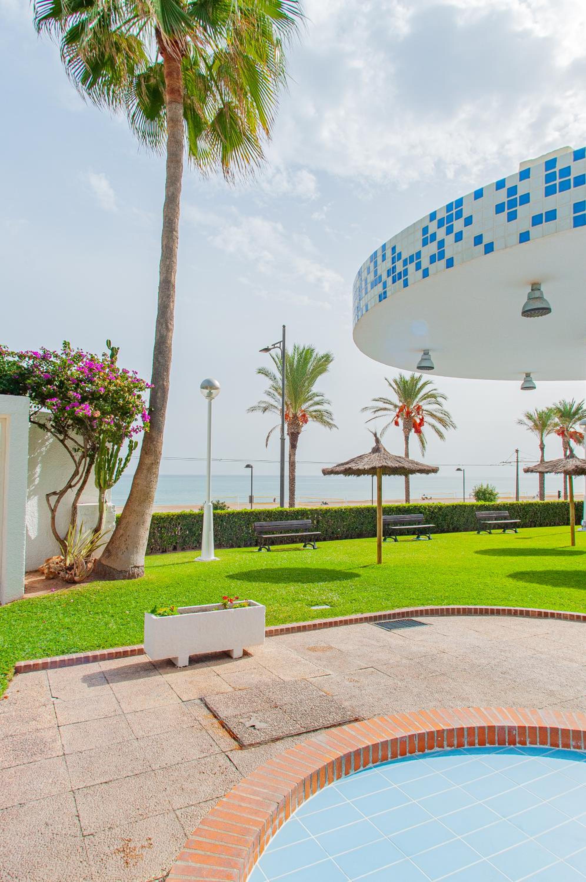 Stay In Azul