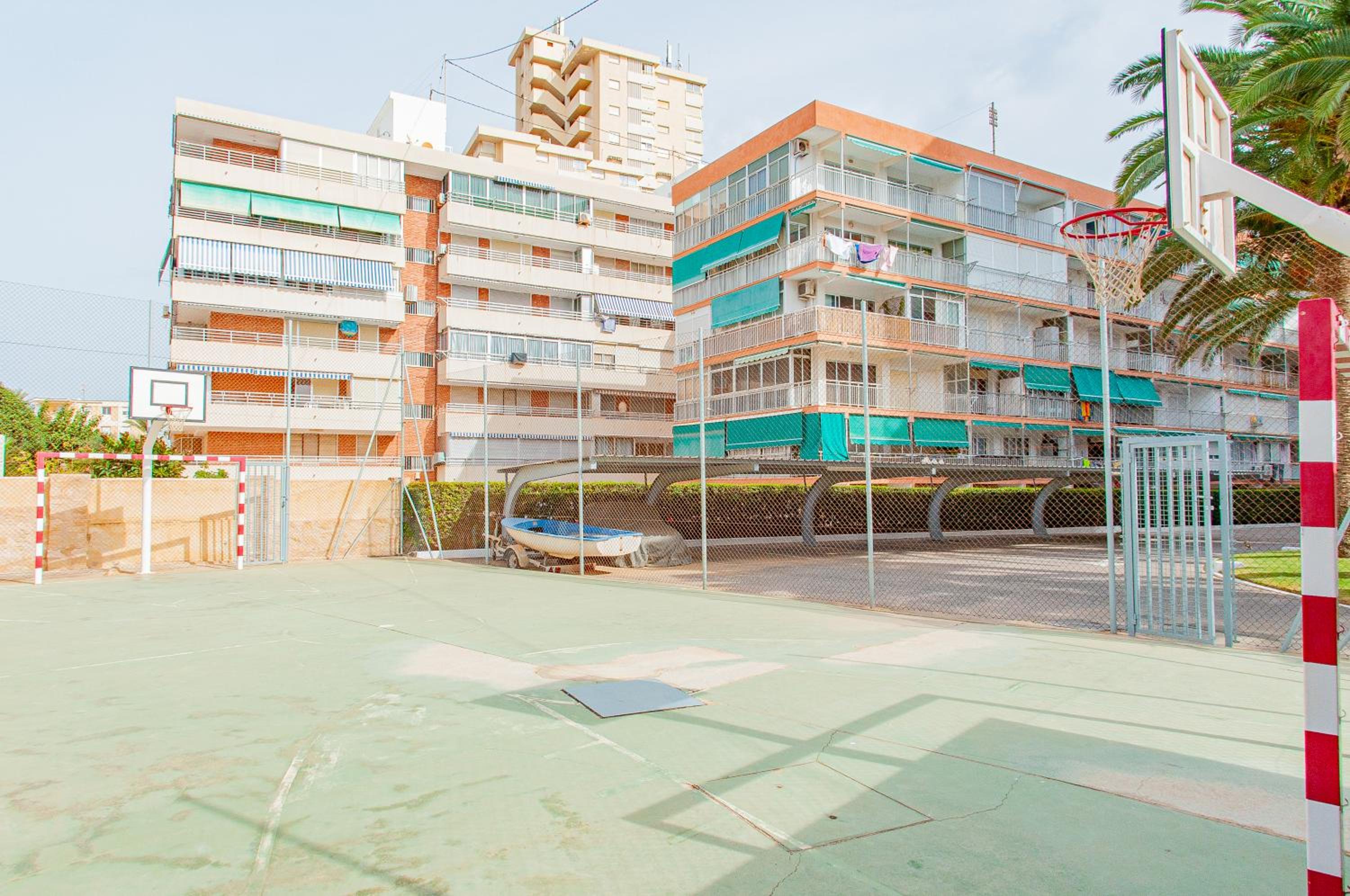 Stay In Azul