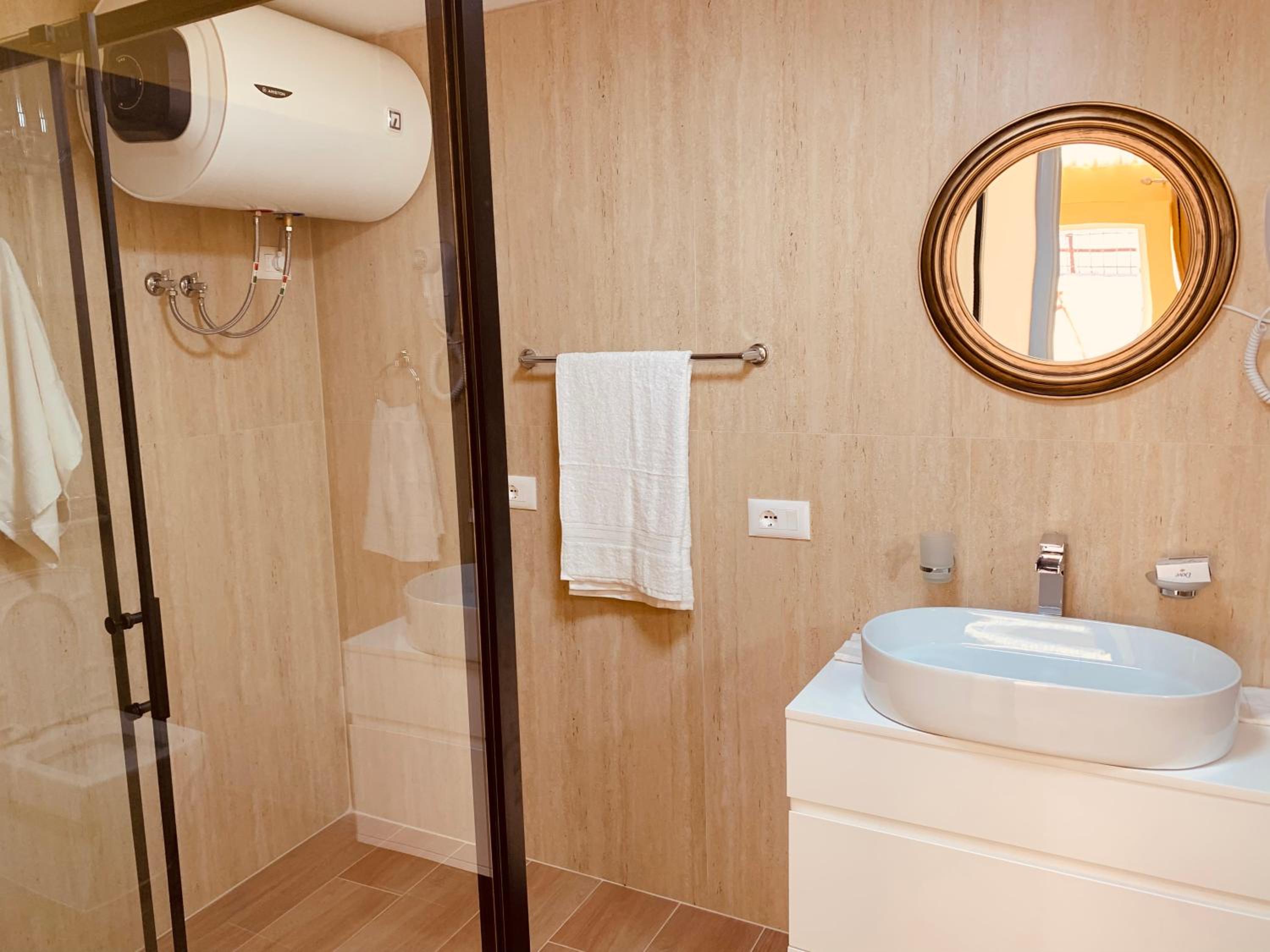 Auto Tana Guest House