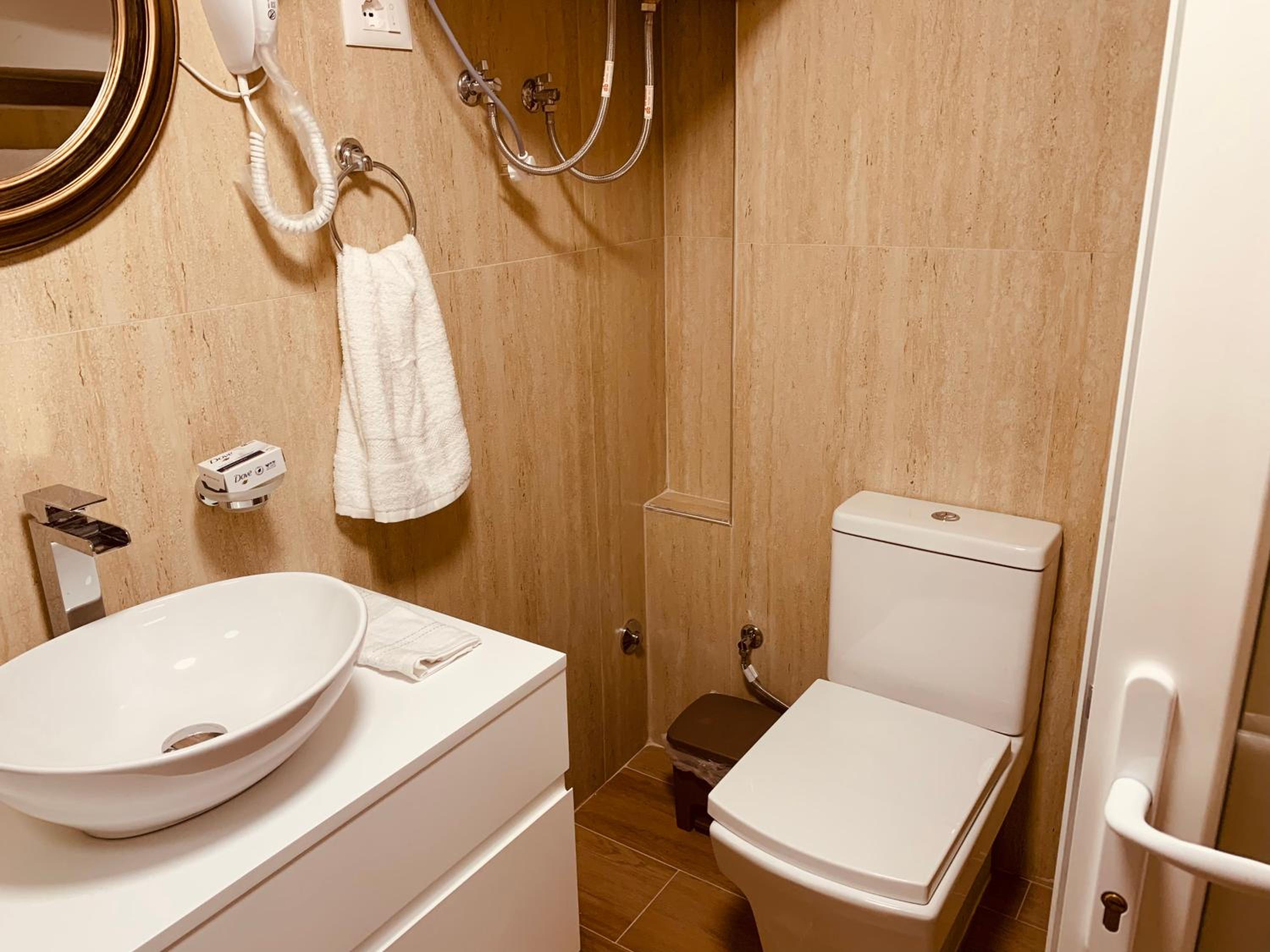 Auto Tana Guest House