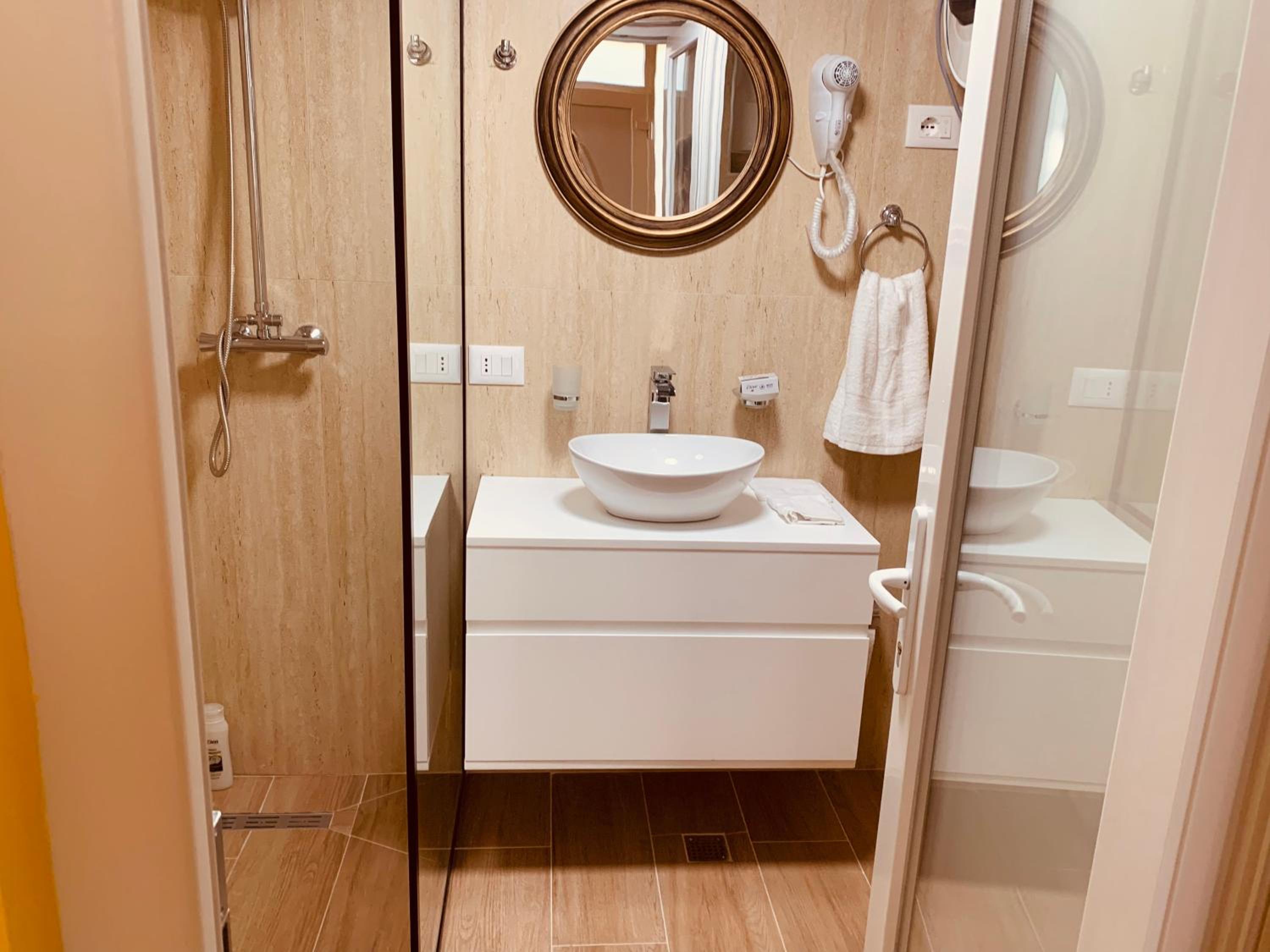 Auto Tana Guest House
