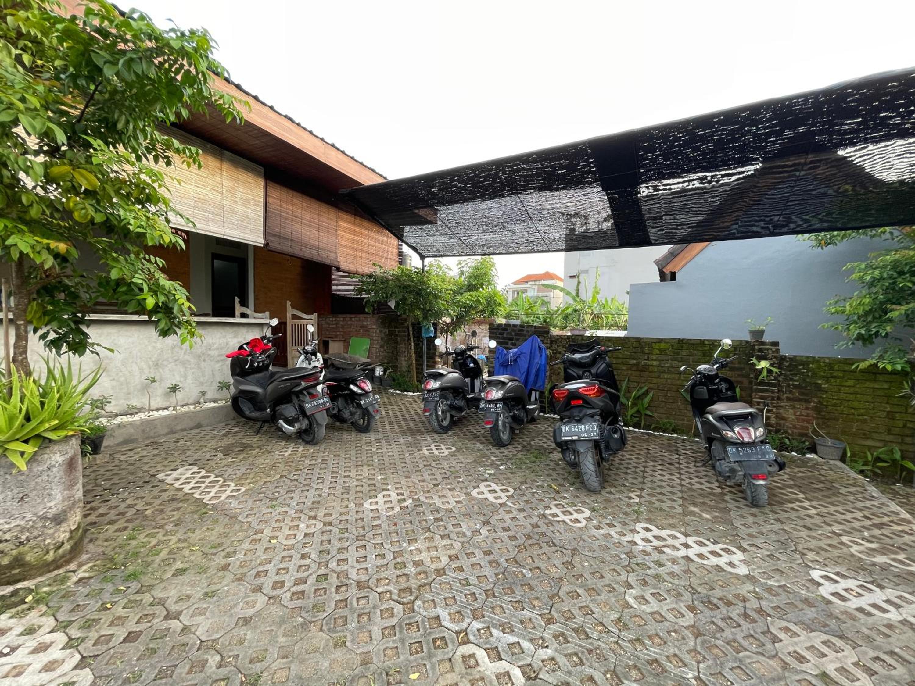 Belimbing Guest House Canggu view 3