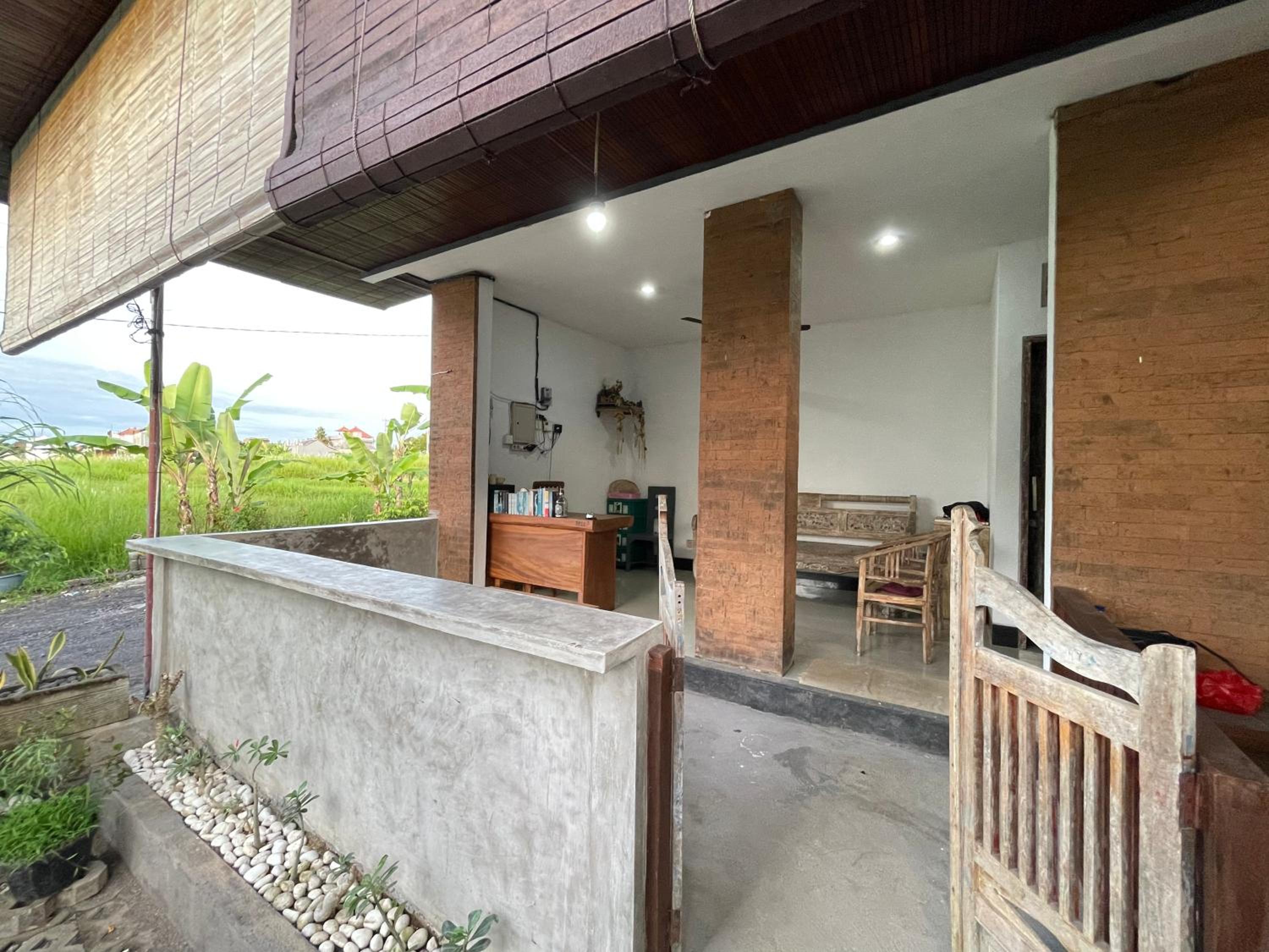 Belimbing Guest House Canggu view 2