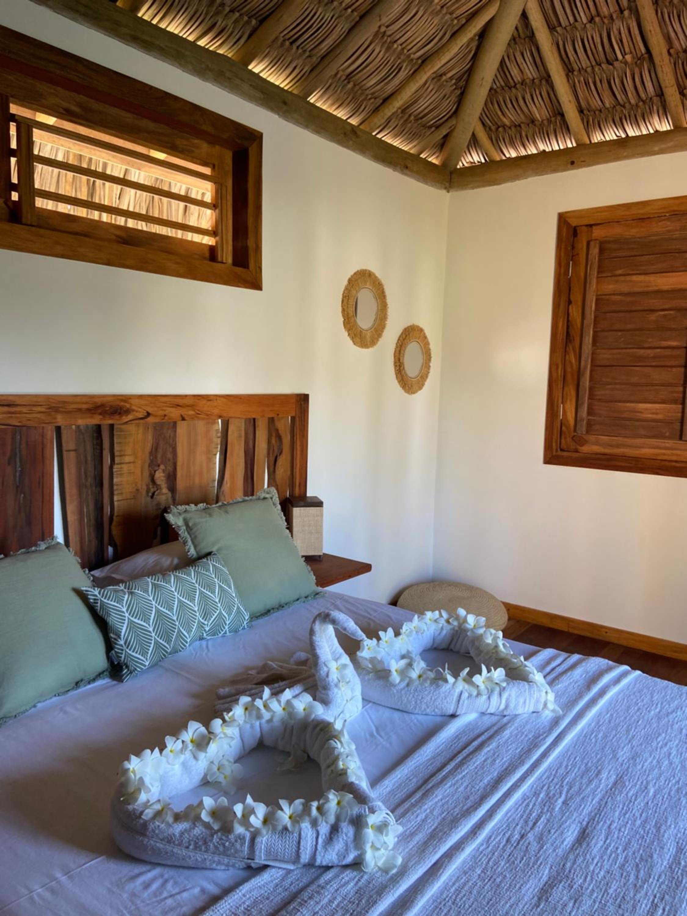 Tiki Pool's Bungalows