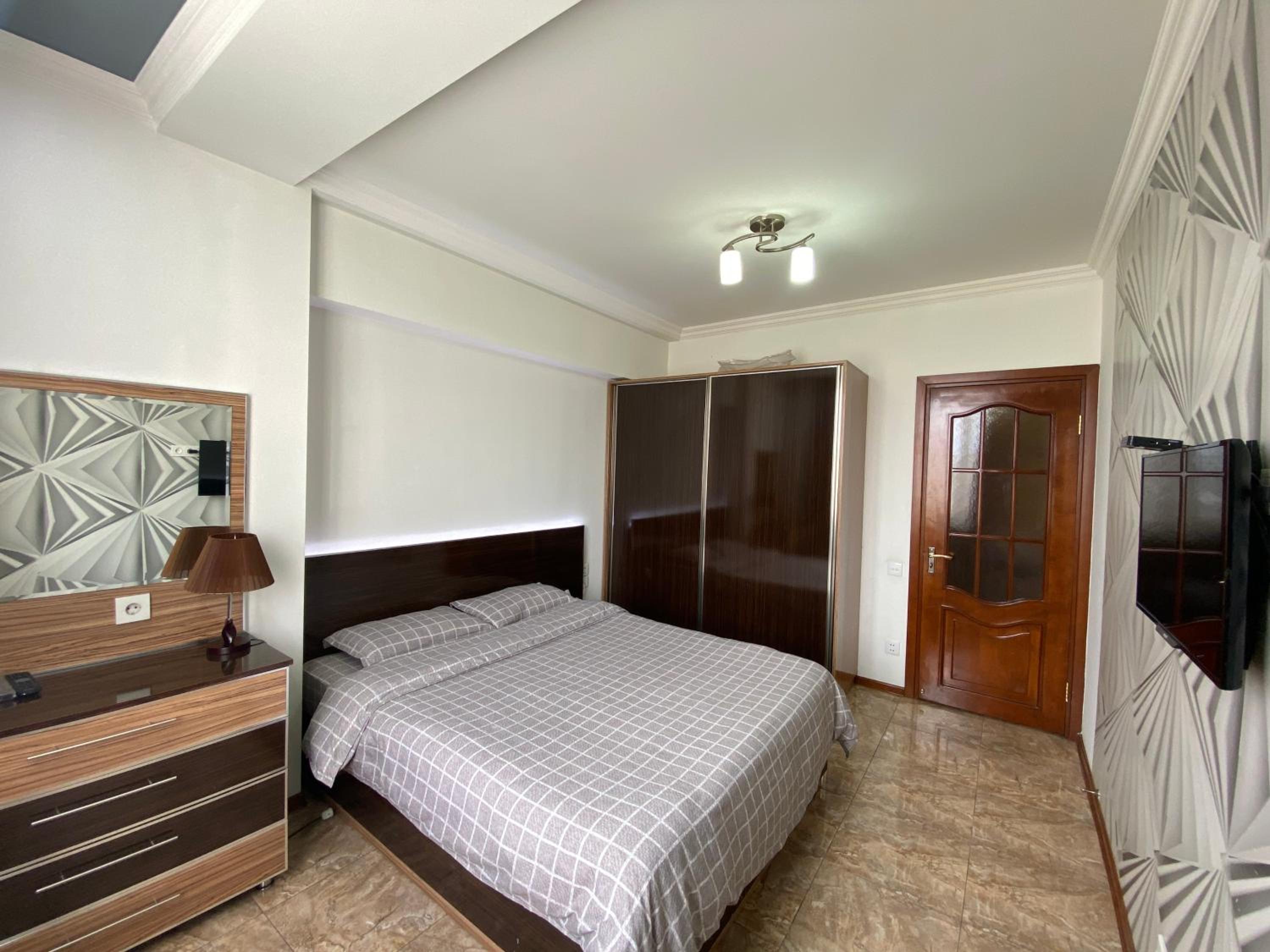 Koghbatsi street, 1 bedroom New eurorenovated, Luxury apartment KO202
