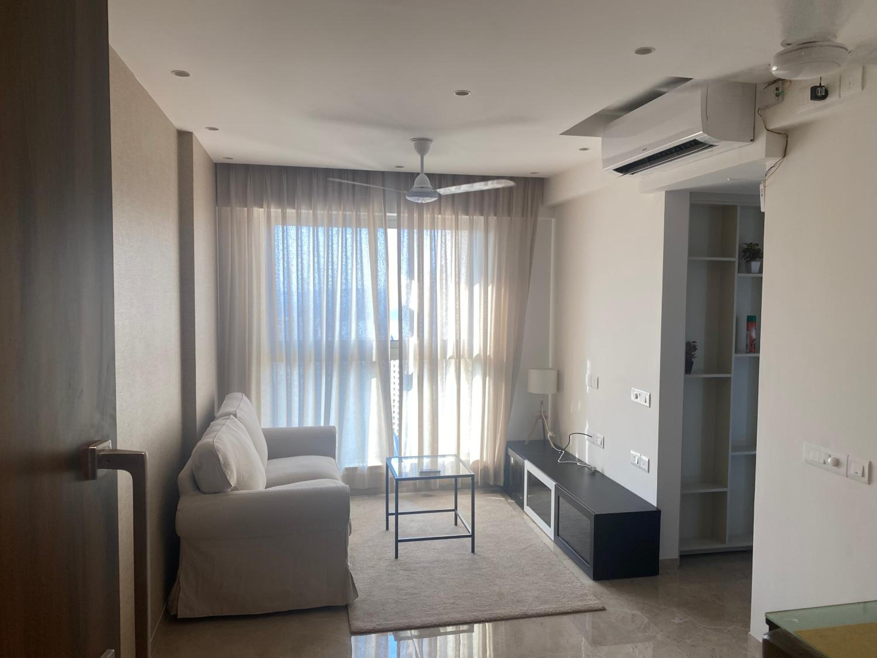 Maxxvalue Apartment Hiranandani Powai - RH5 view 4