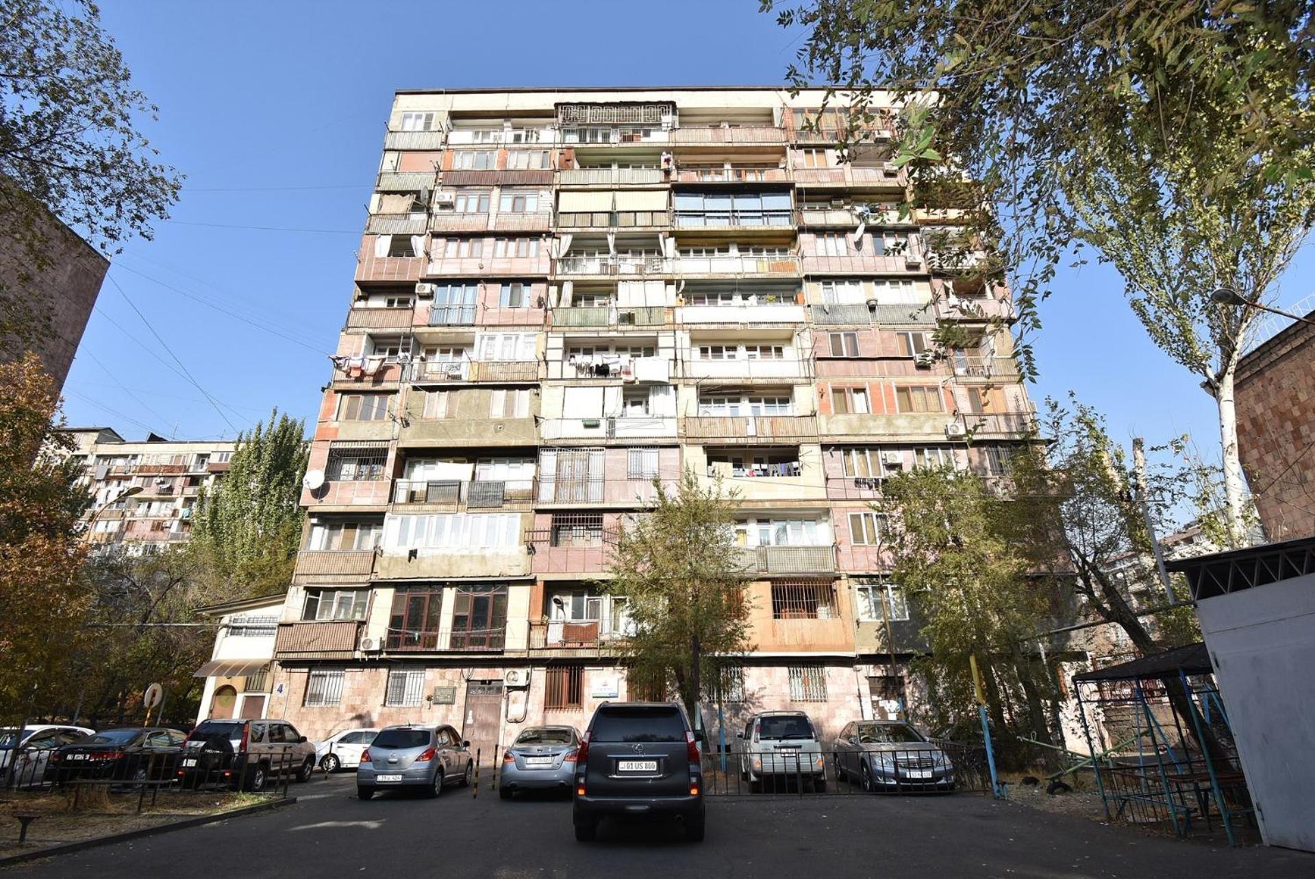 Koghbatsi street, 1 bedroom New eurorenovated, Luxury apartment KO202