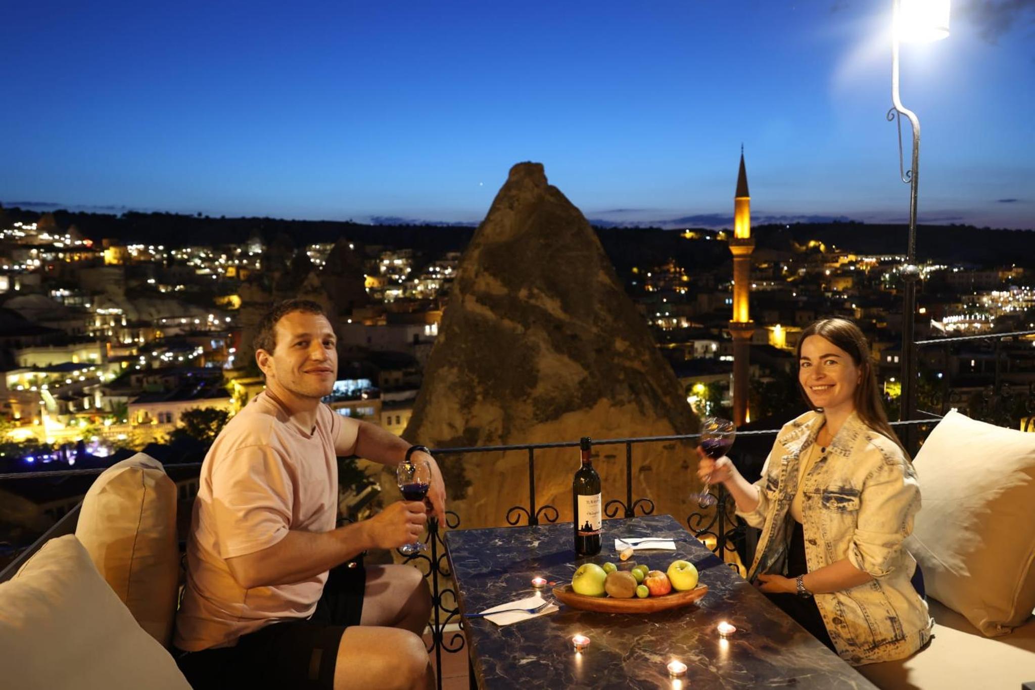 Castle Cave Hotel - Image 26