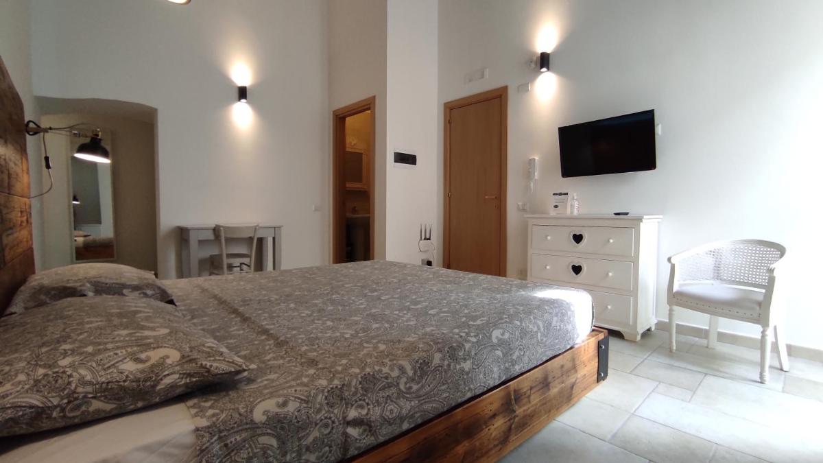 ''B&B Santa Rita Corato fitta camere''