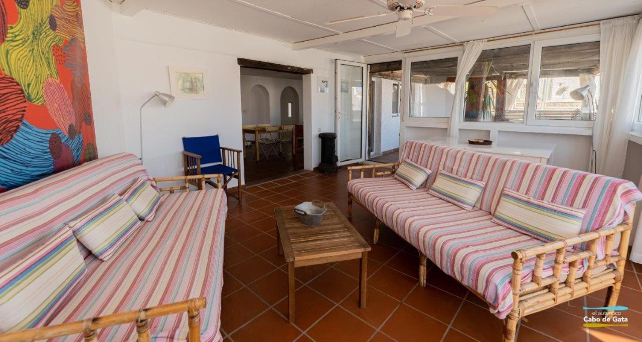 CASA ESCUELA PLAYA
