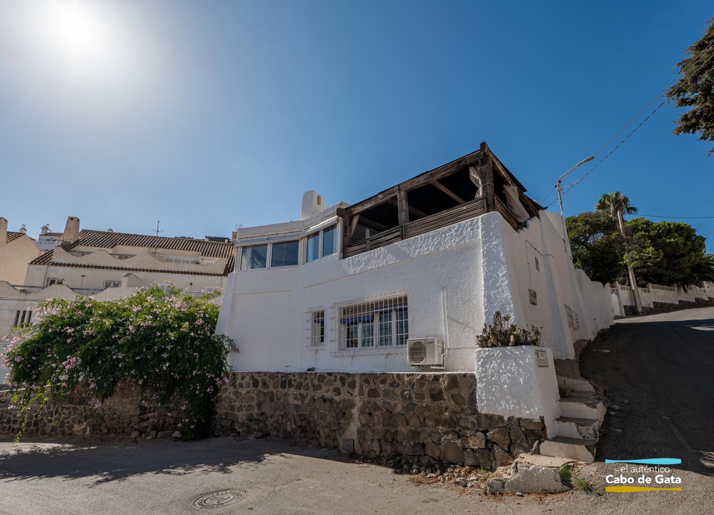 CASA ESCUELA PLAYA