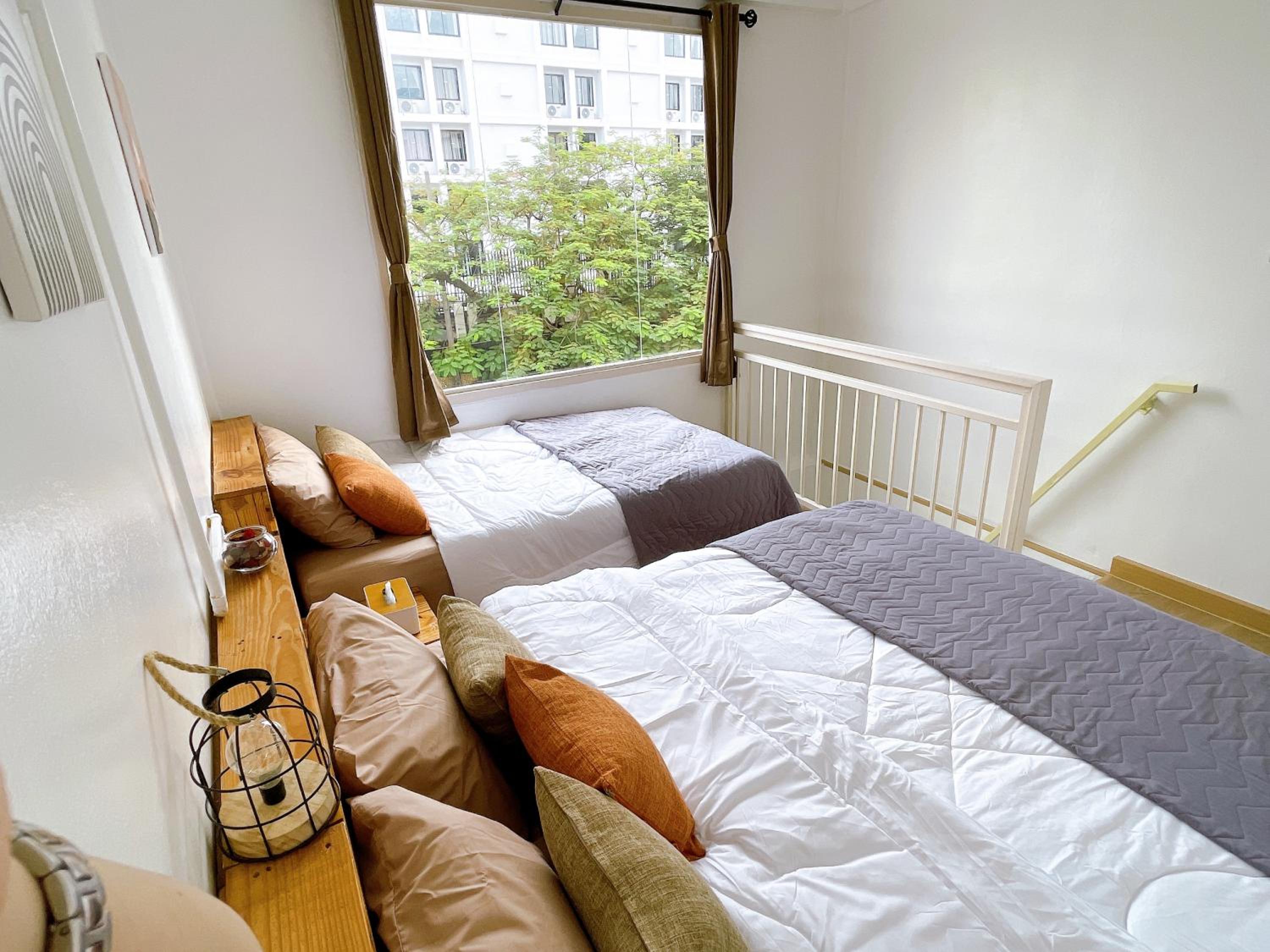 Lively and cozy canal house ,Entire house
