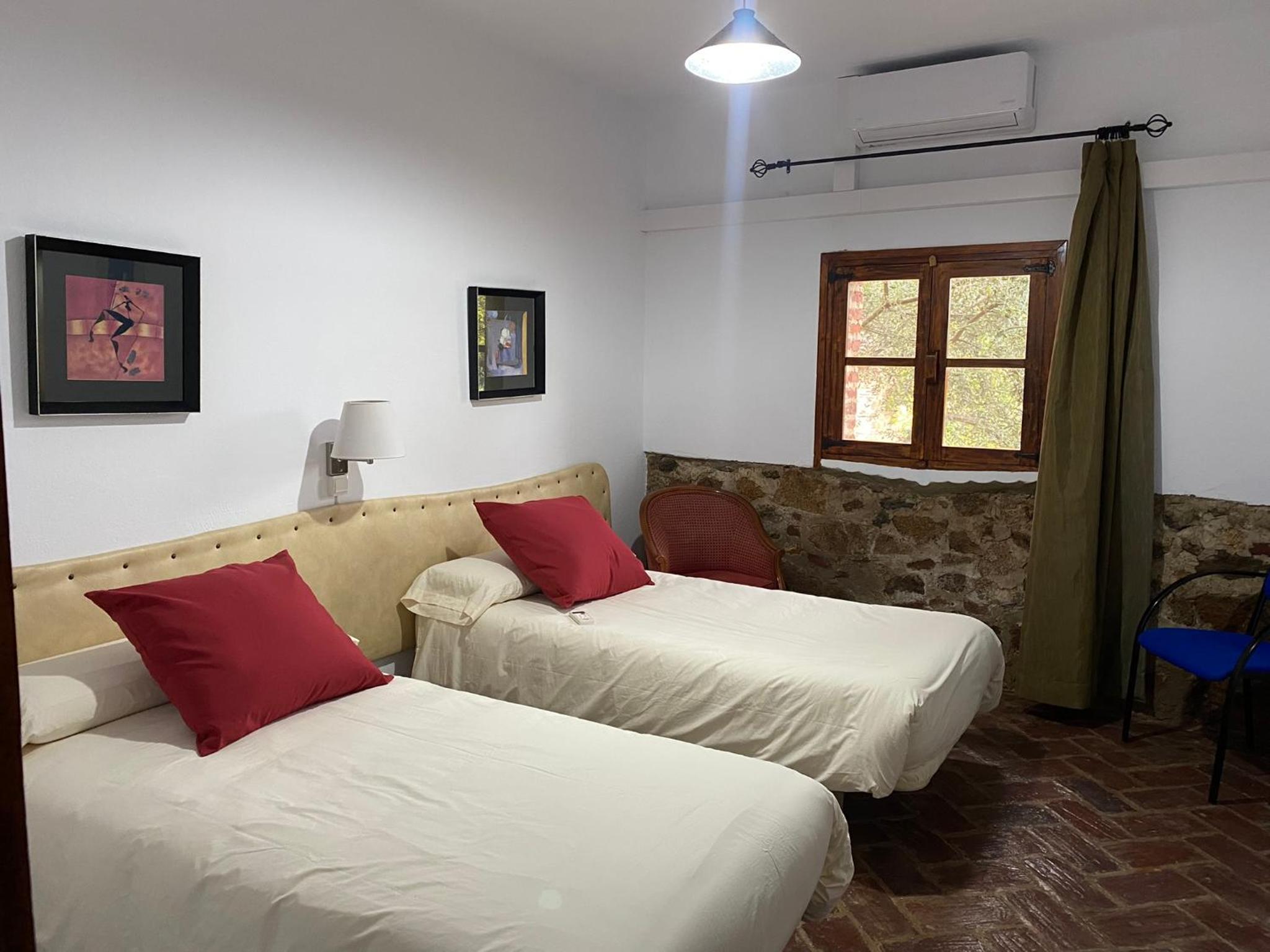 Casas Rurales Monasterio de Rocamador