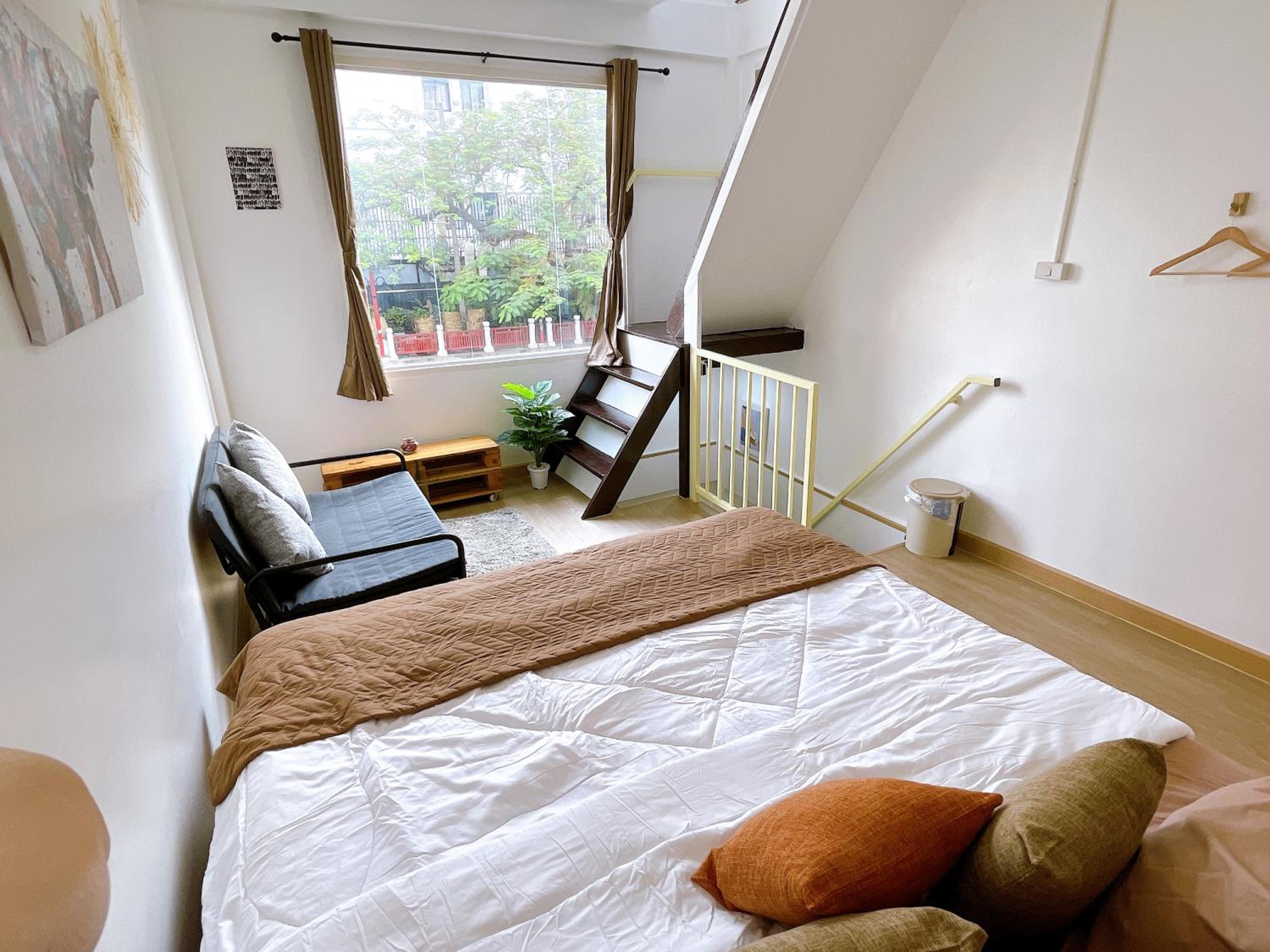 Lively and cozy canal house ,Entire house