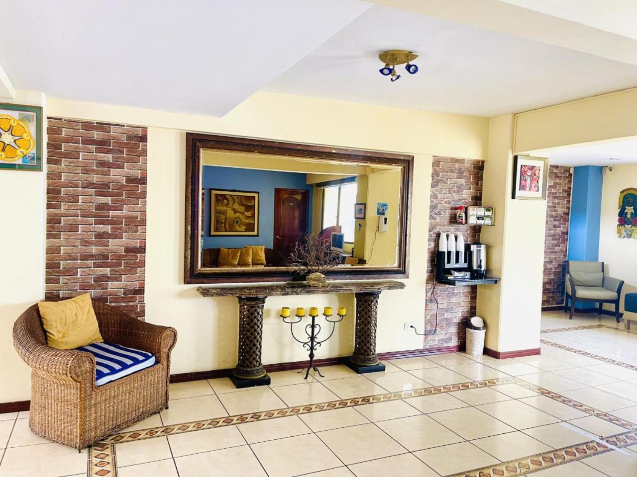 Hostal Quil view 5