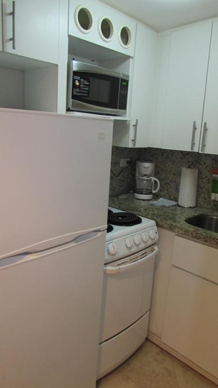 Ocean Front Casablanca Studios with FULL KITCHENS & Beach access By BL Rentals