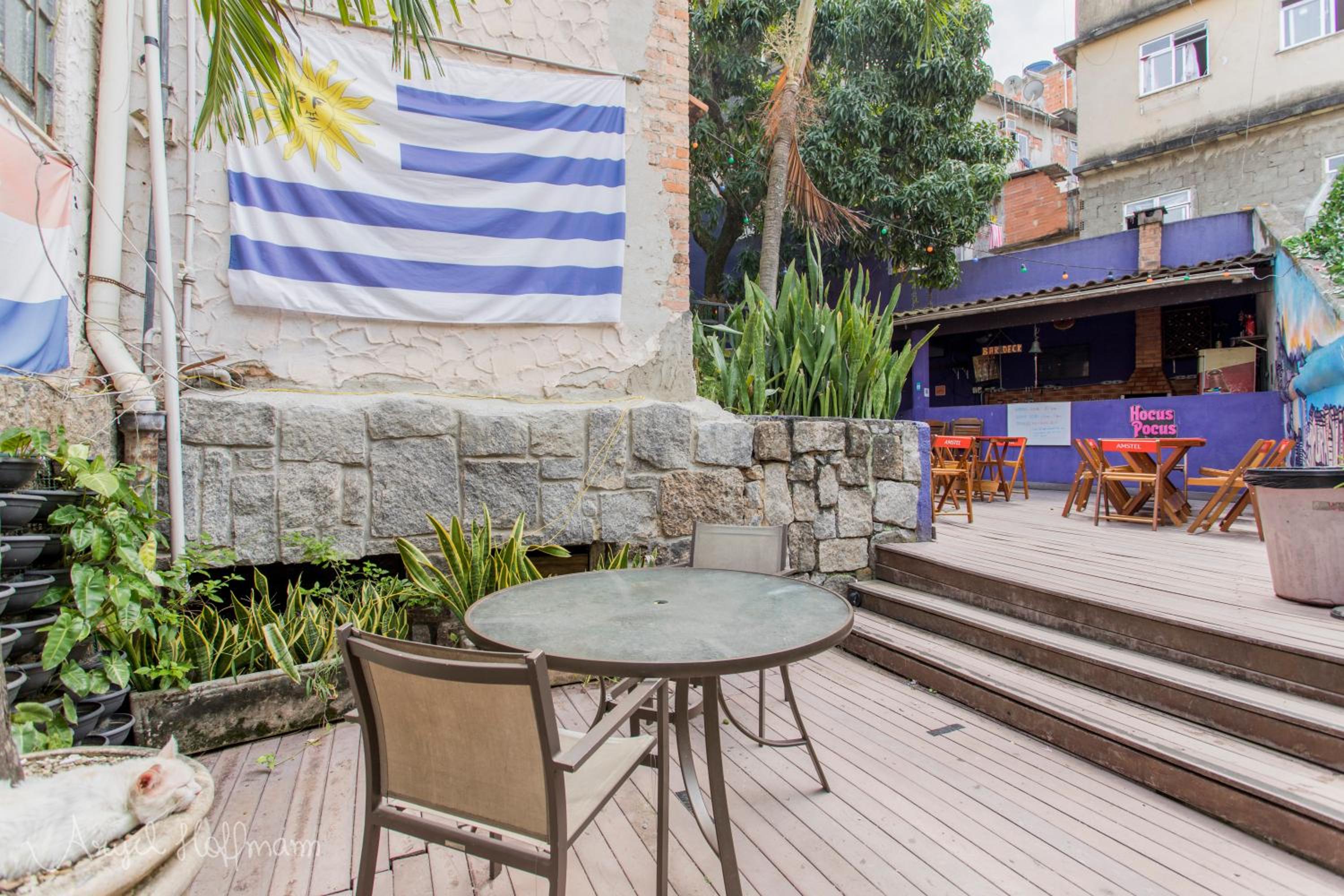 Pura Vida Hostel