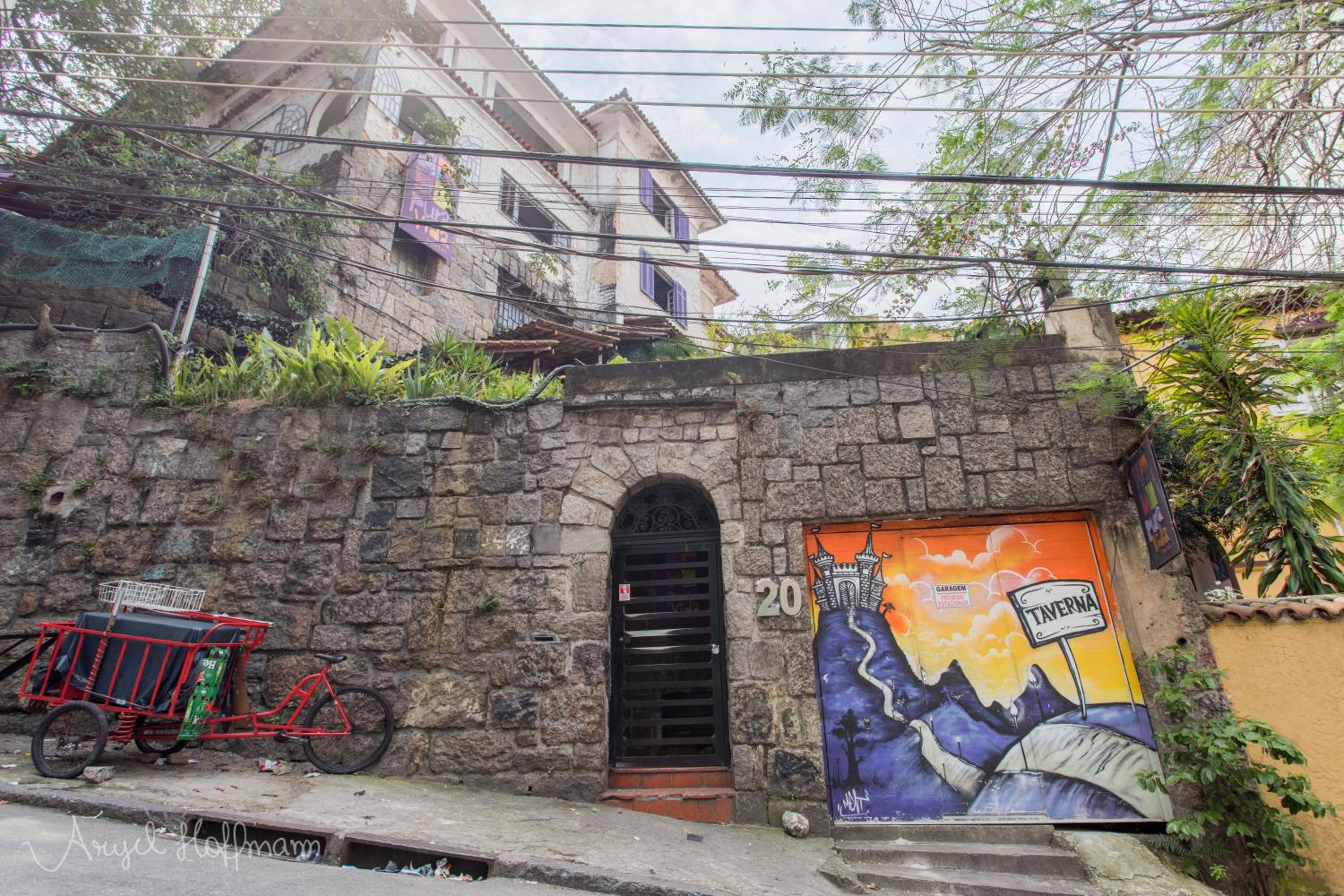 Pura Vida Hostel