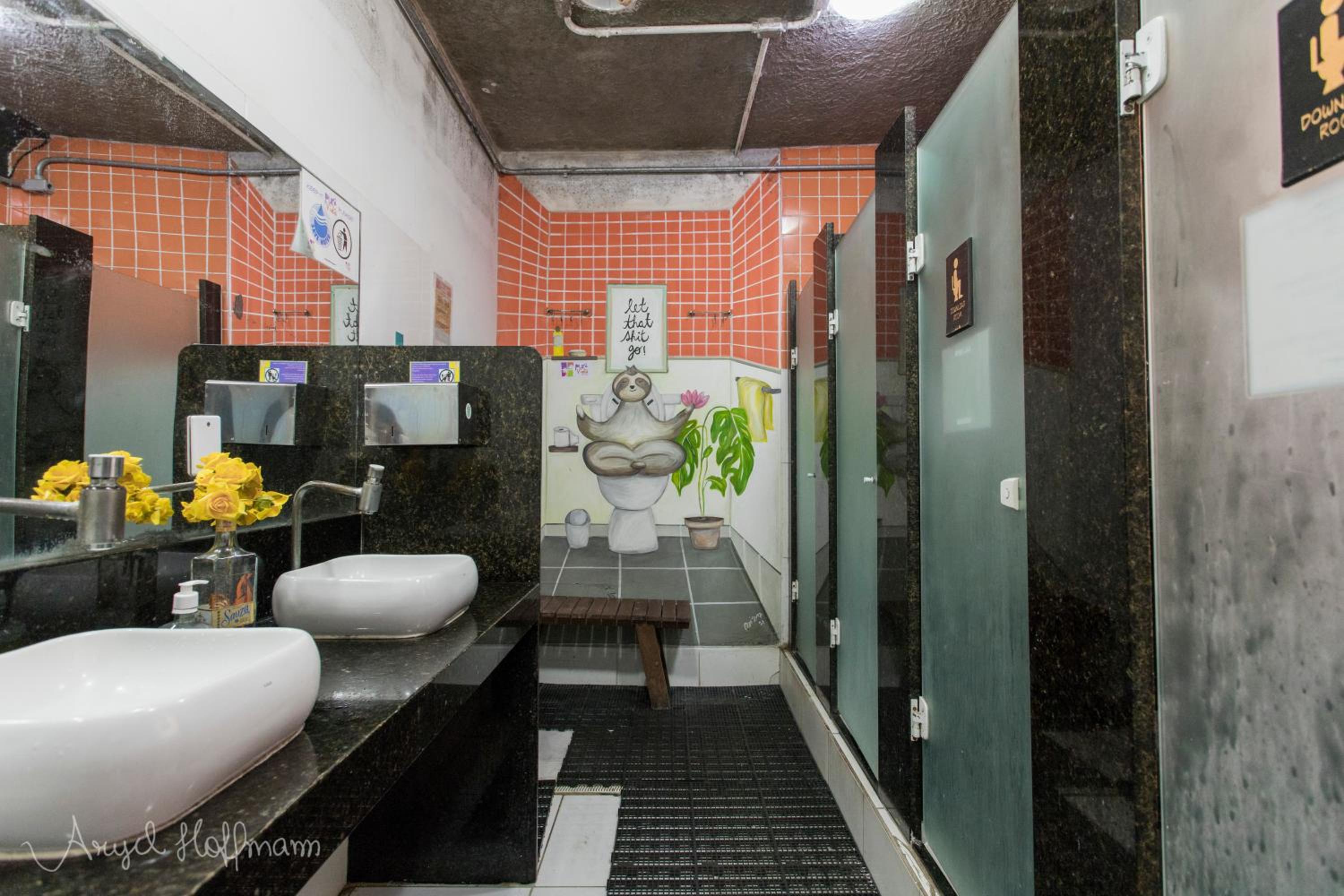 Pura Vida Hostel