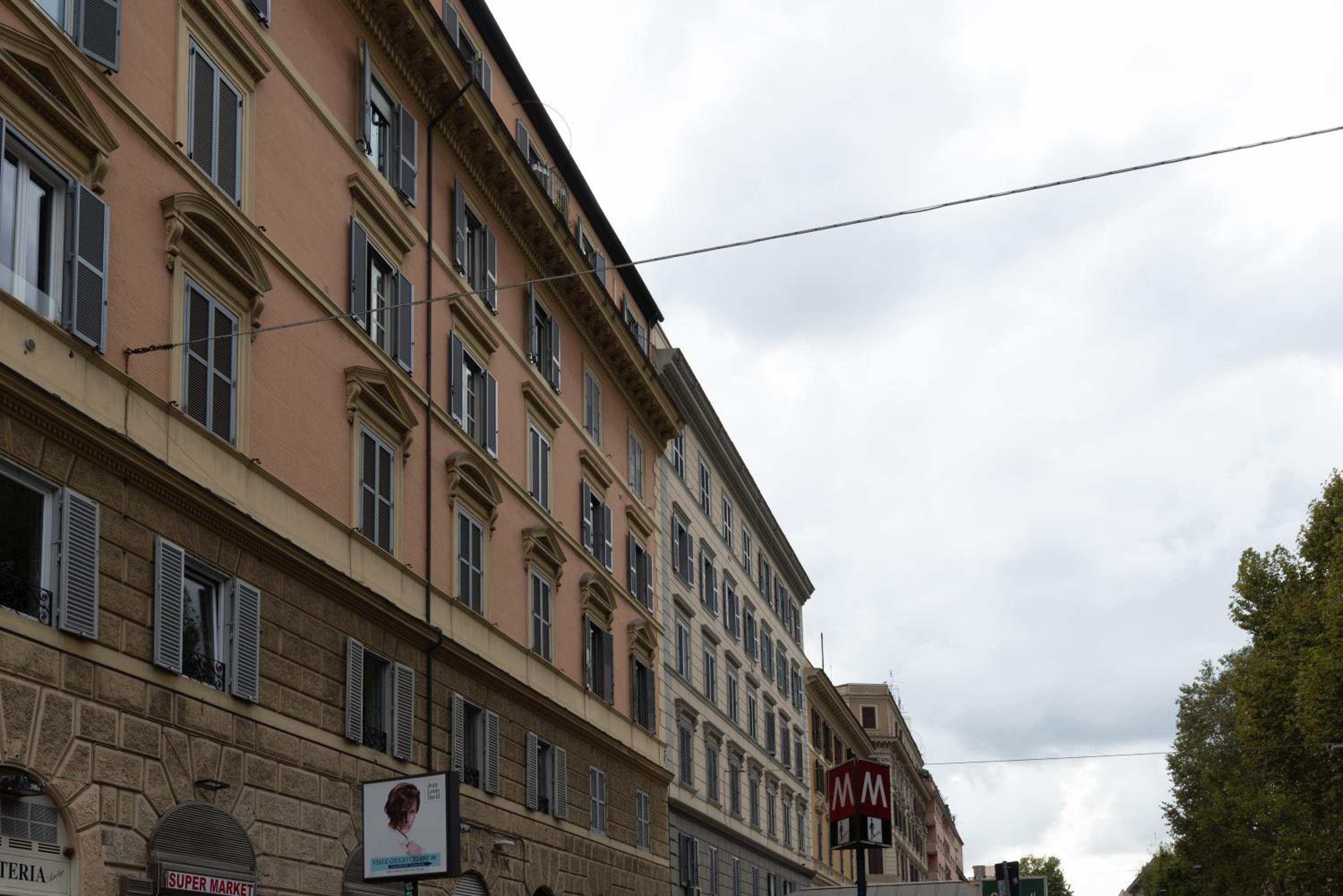 Bed&BikeRome GIULIO CESARE