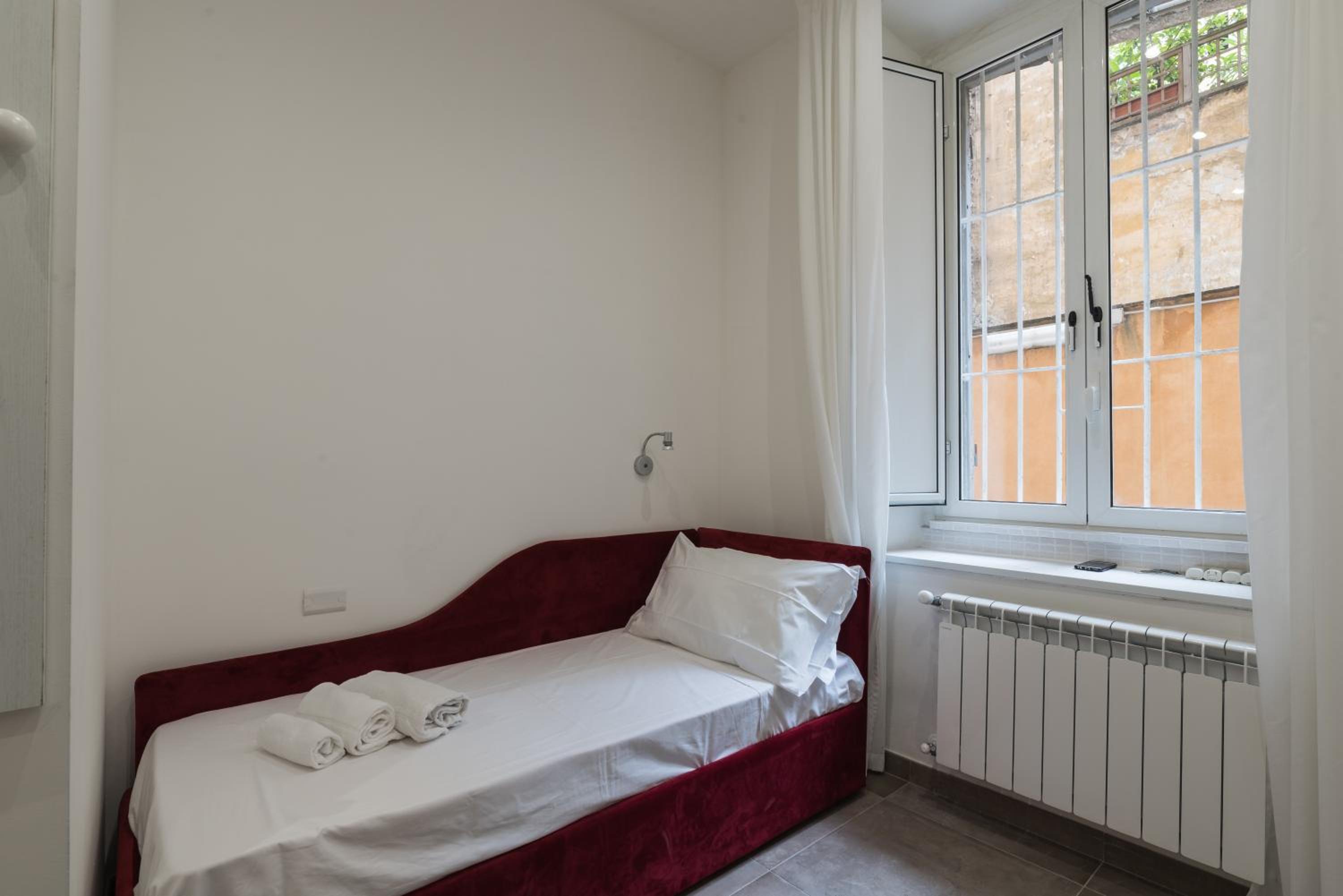 Bed&BikeRome GIULIO CESARE