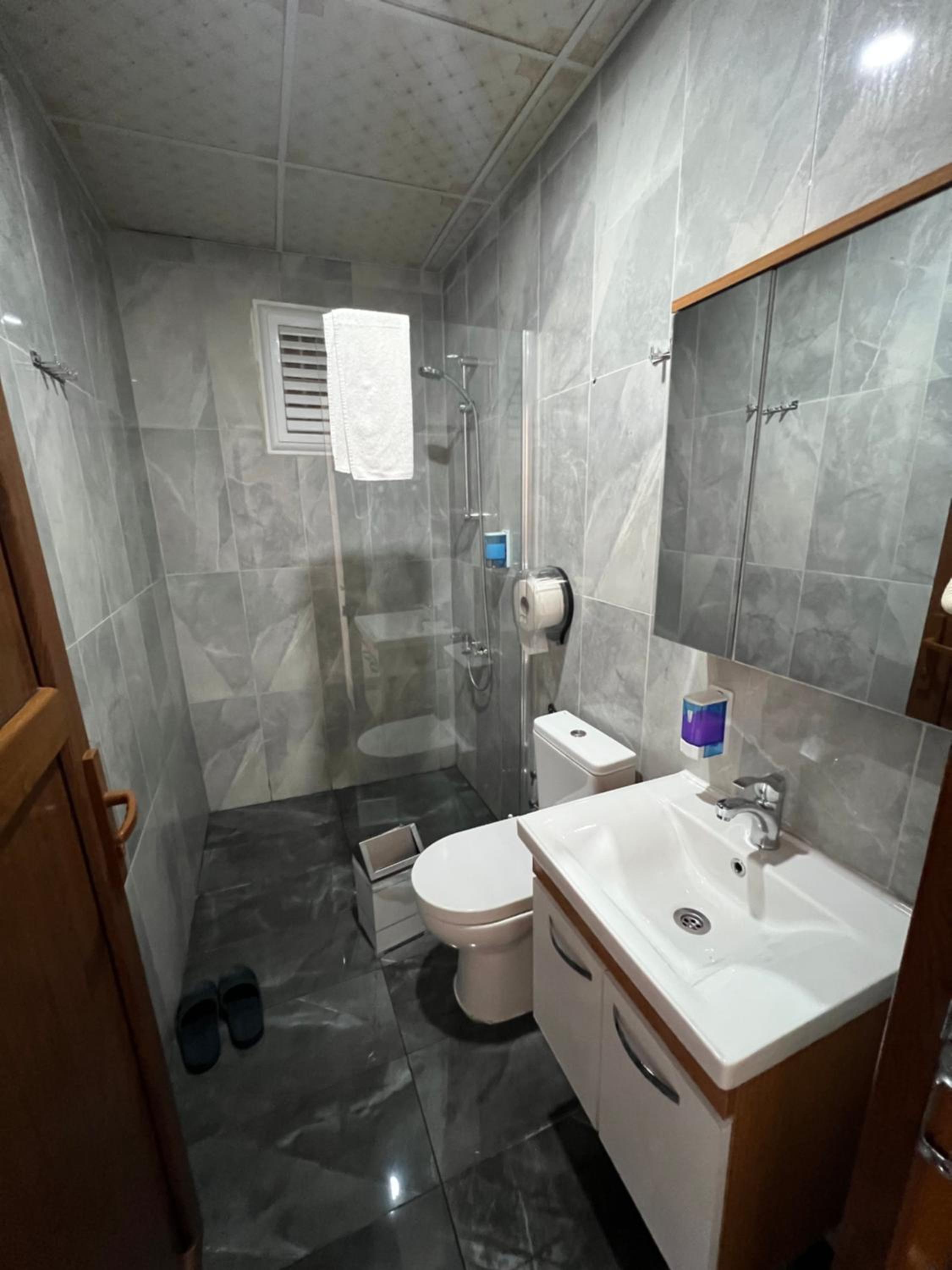 Oren Otel - Image 22