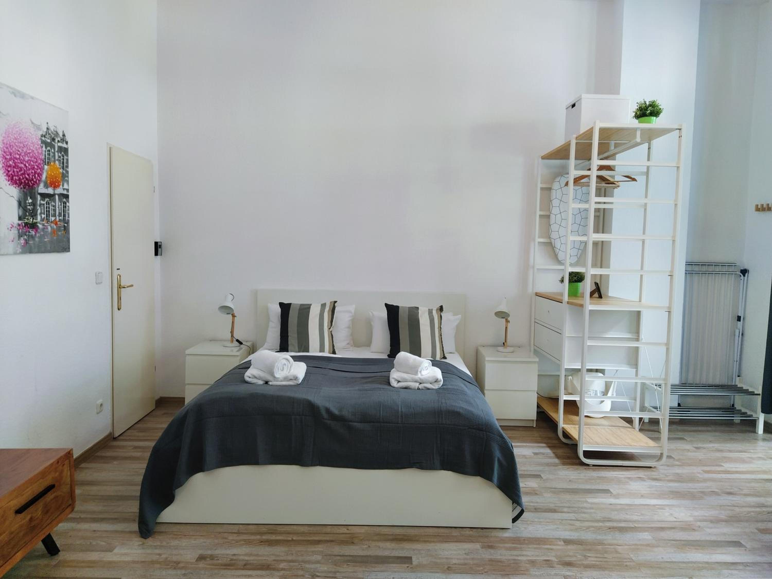 Cozy studio in Friedrichshain, 4 quiet guests only