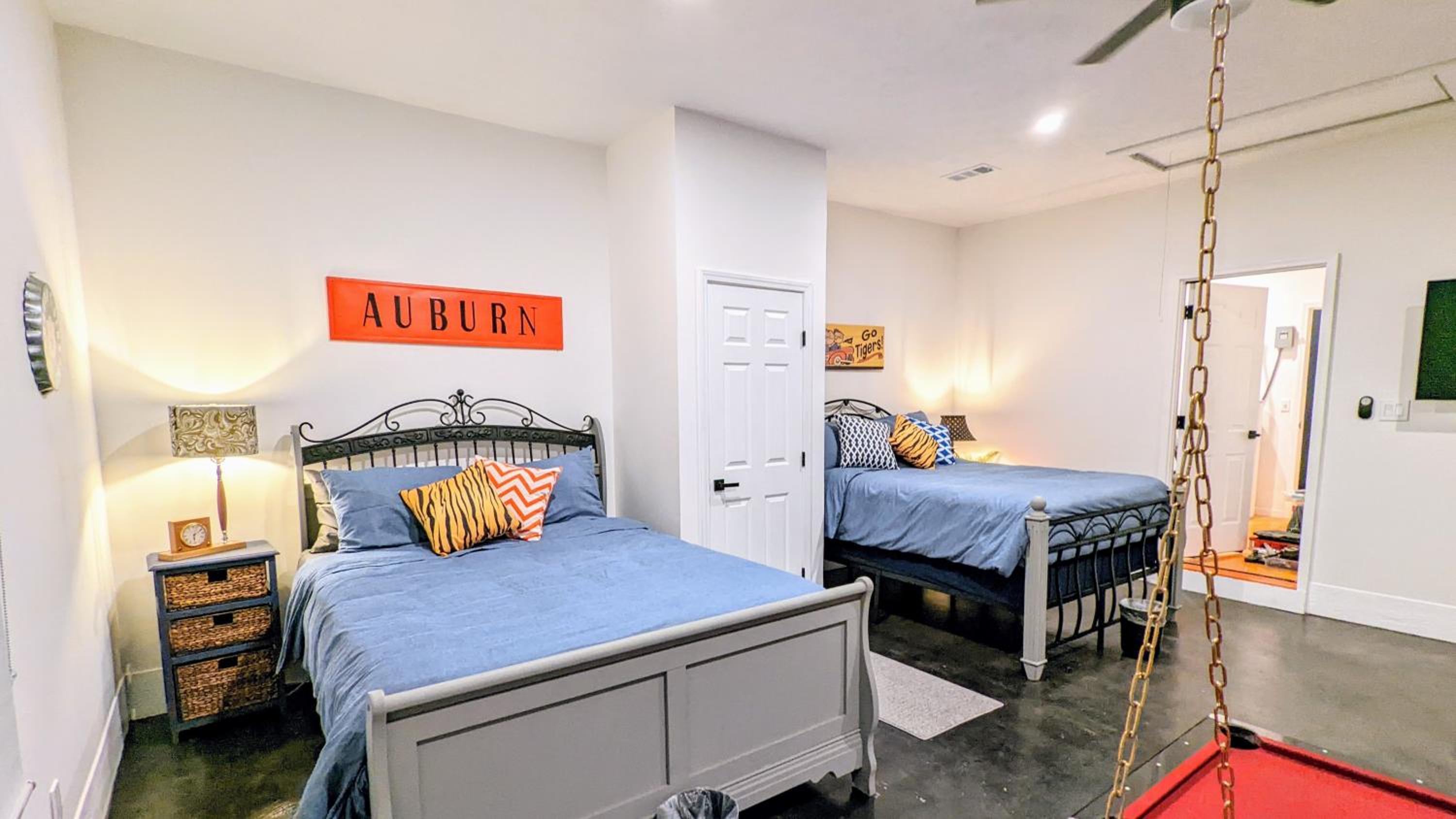 Auburn Alumni House on 20 acres - Property Image 4