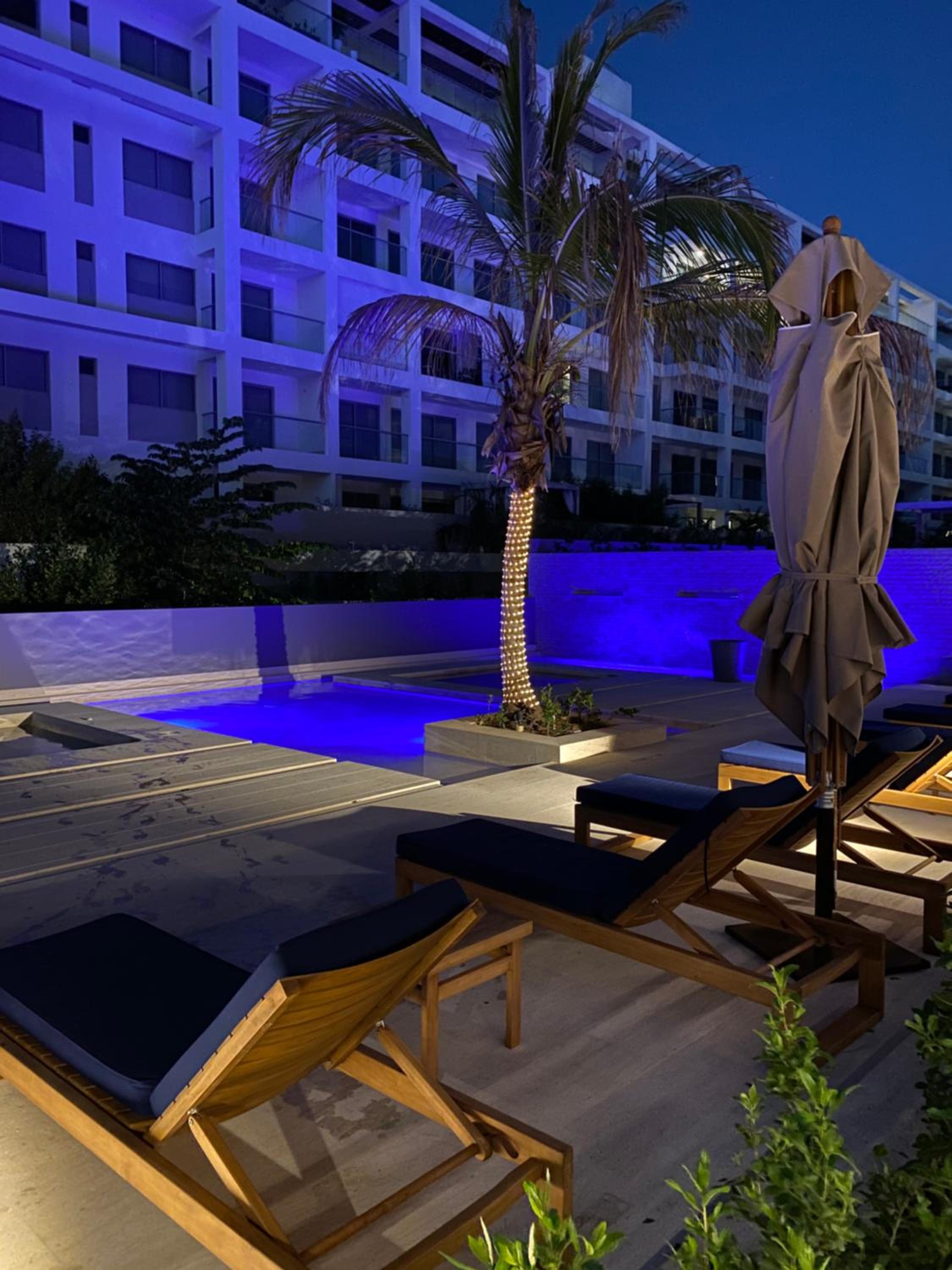 !Condominio de Lujo! Playa + Piscinas + Natural