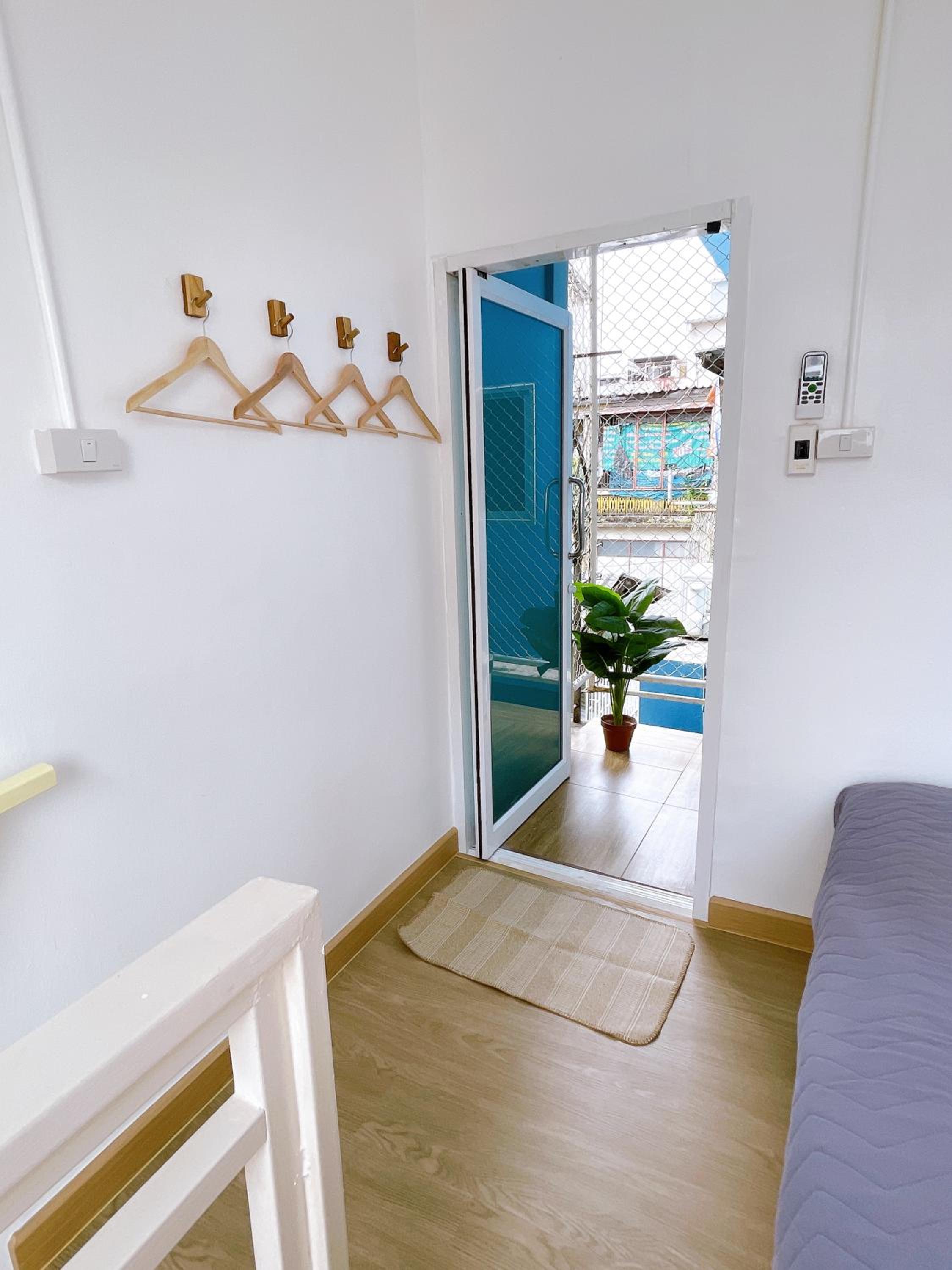 Lively and cozy canal house ,Entire house