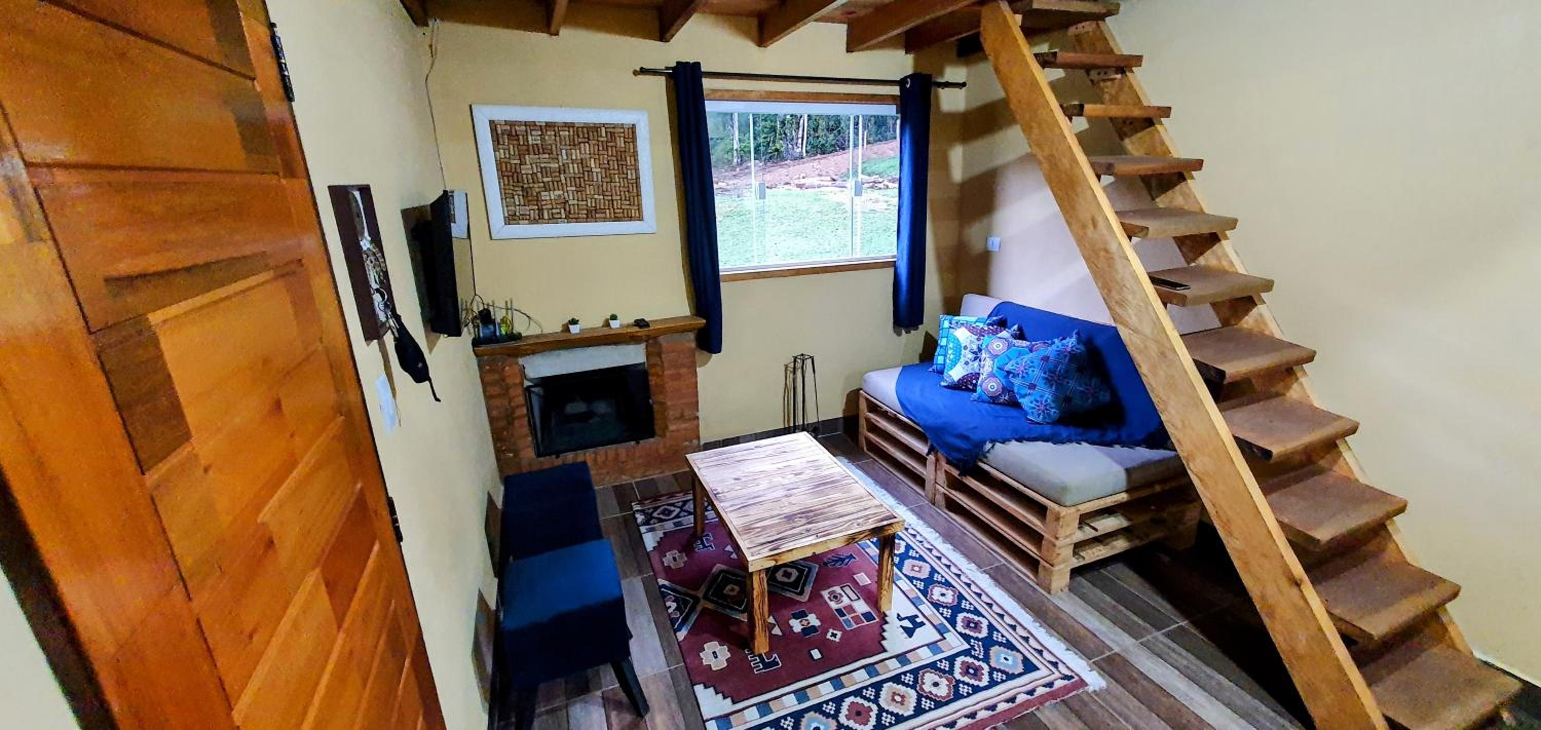 A CASA AMALELA