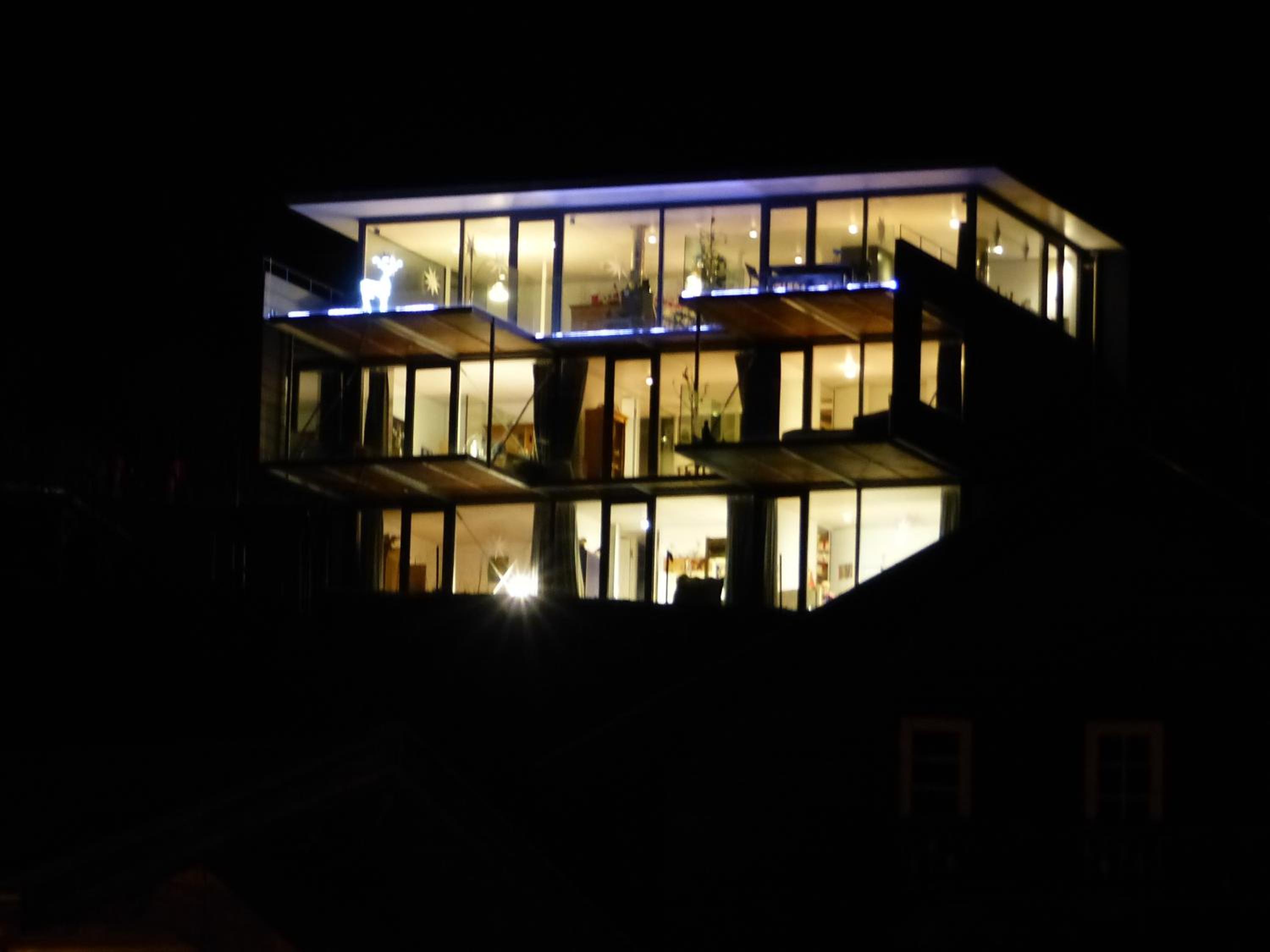 Glas House - Design Holiday Home