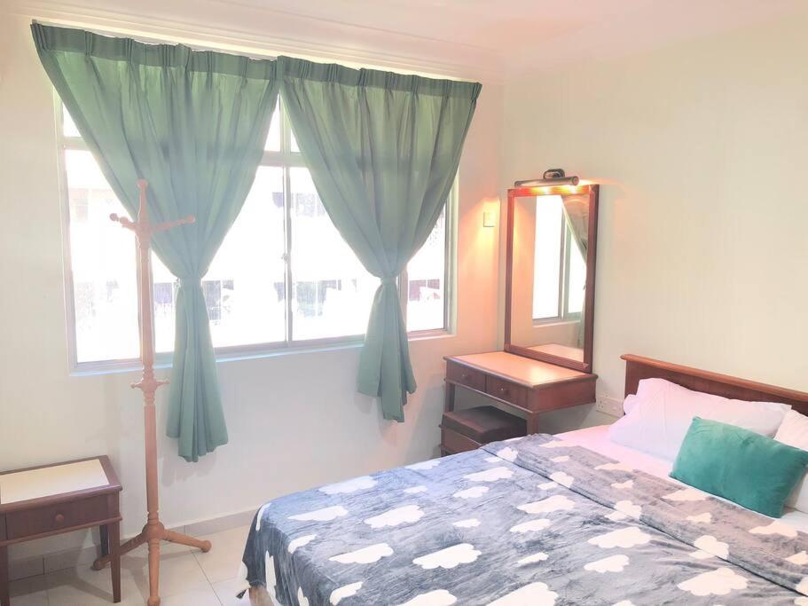 Natural Paradise 3Mins to Beach at Teluk Batik Lumut photo 4