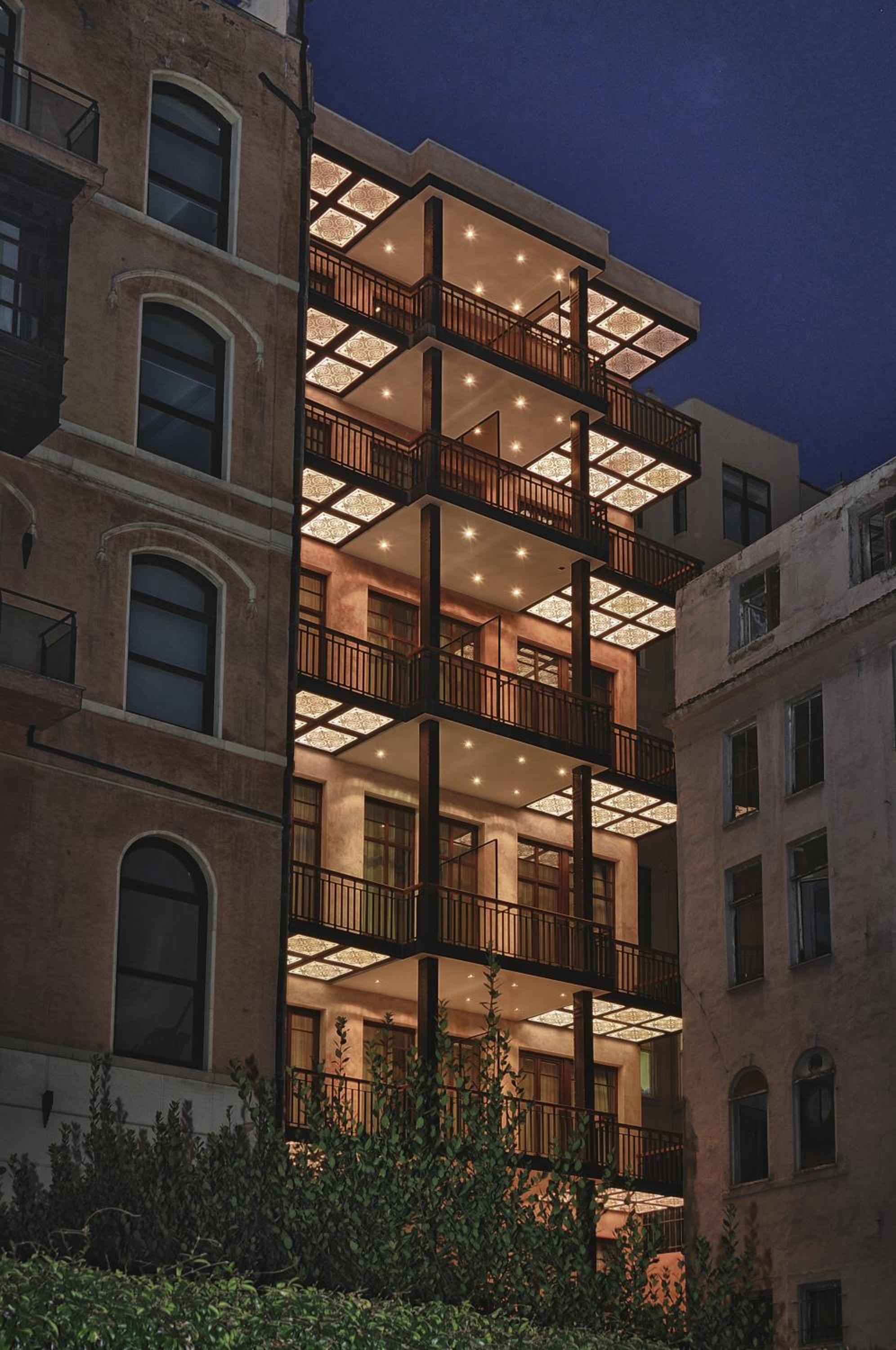 Georges Otel Galata - Image 53