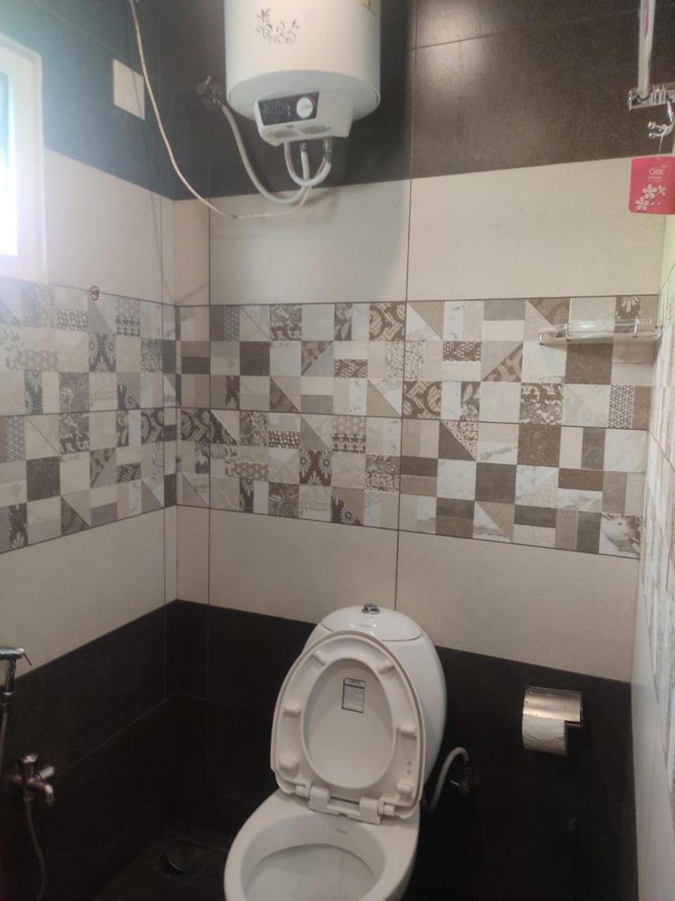 Photo 19